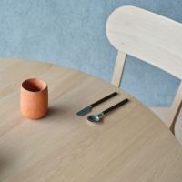 Karimoku New Standard（カリモク ニュースタンダード） / CASTOR TABLE ROUND 110（キャストールテーブル ラウンド110） / 全2色 / ダイニングテーブル