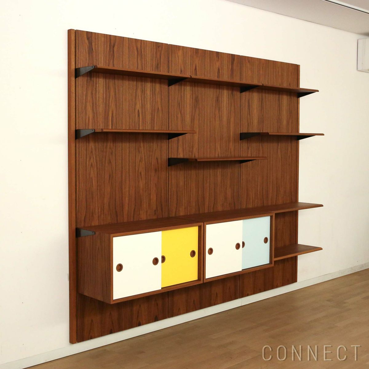 HOUSE OF FINN JUHL（ハウス・オブ・フィンユール） / PANEL SYSTEM（パネルシステム） / パネル＋シェルフ＋カップボード / 壁面収納