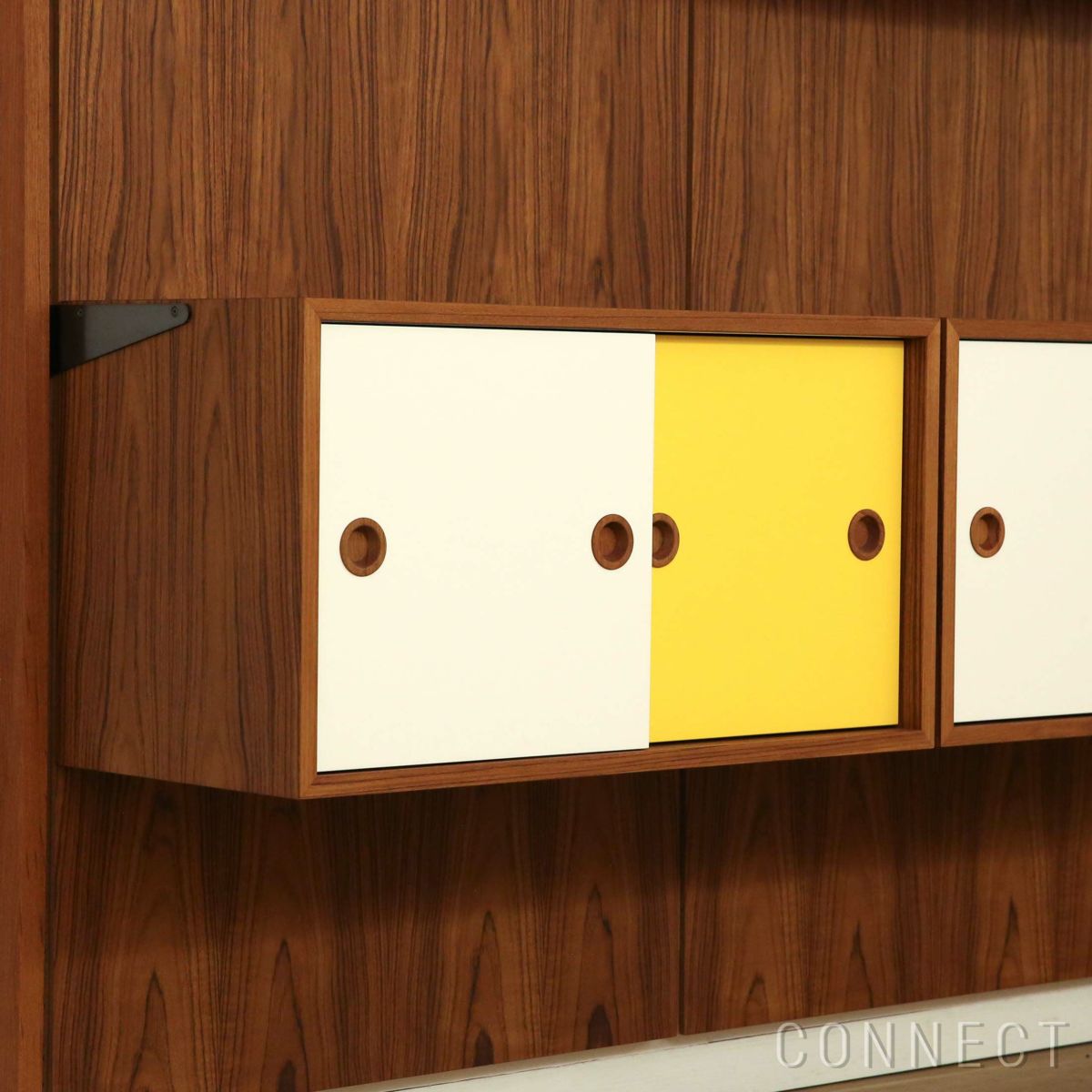 HOUSE OF FINN JUHL（ハウス・オブ・フィンユール） / PANEL SYSTEM（パネルシステム） / パネル＋シェルフ＋カップボード / 壁面収納