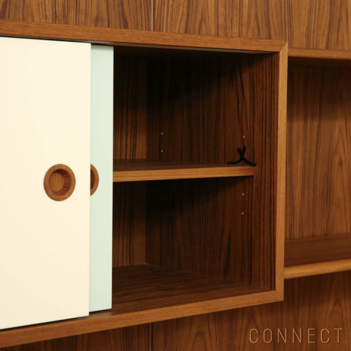 HOUSE OF FINN JUHL（ハウス・オブ・フィンユール） / PANEL SYSTEM（パネルシステム） / パネル＋シェルフ＋カップボード / 壁面収納