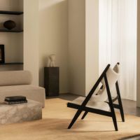 Audo Copenhagen（オドー・コペンハーゲン） / KNITTING LOUNGE CHAIR（ニッティング ラウンジチェア） / Black stained solid oak / Barnum Boucle（バーナム ブークレ） COL-24 オフホワイト