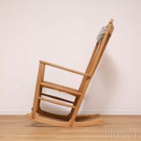 FREDERICIA（フレデリシア） / J16 Rocking Chair（ロッキングチェア） / Model 16000 / オーク材・ソープ仕上げ / クッション付き