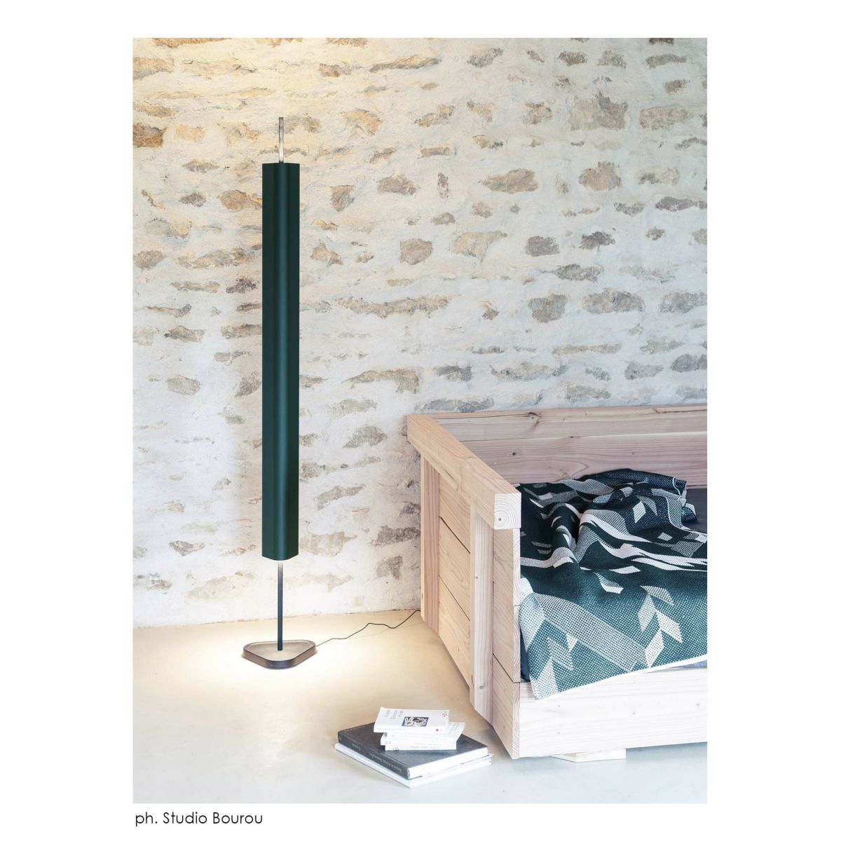 FLOS（フロス） / Emi F（エミ F） / 全5色 / 2700K / フロアランプ