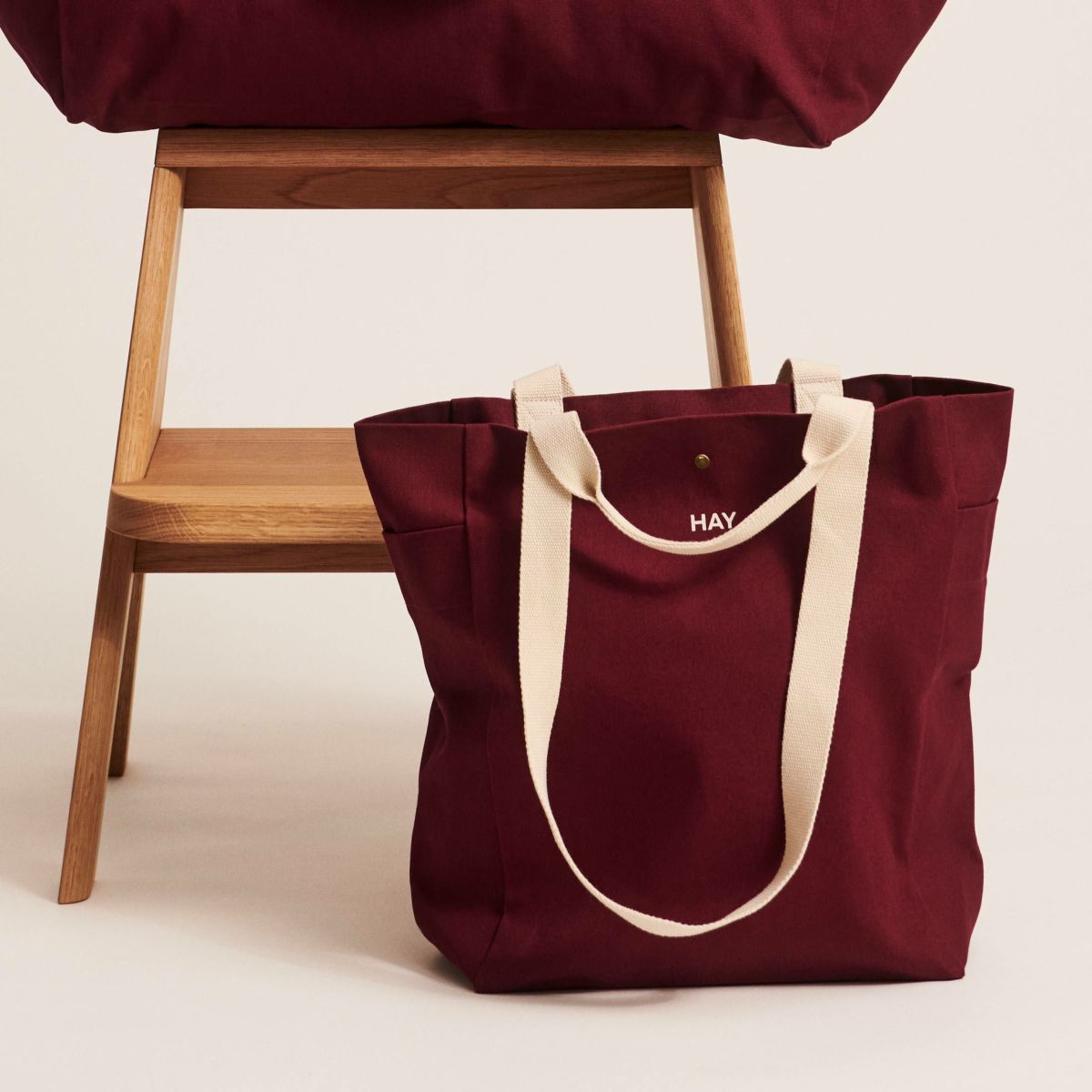 HAY（ヘイ） / EVERYDAY TOTE BAG（エブリデイトートバッグ） / Mサイズ / 全3色 / トートバッグ