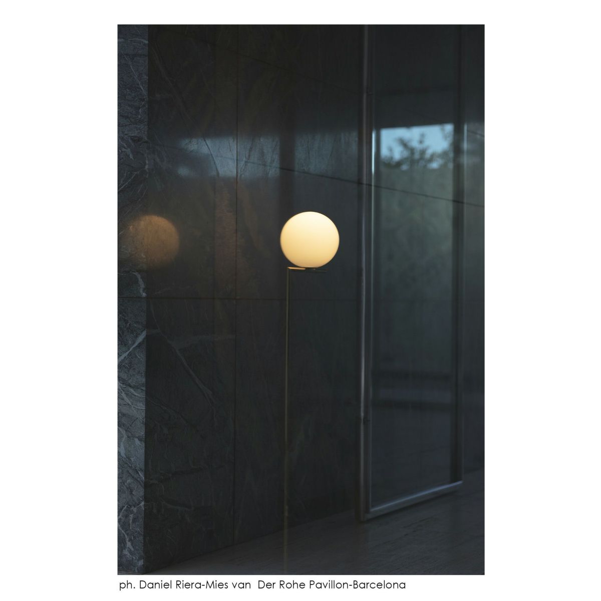 FLOS（フロス） / IC F1 10 ANNIVERSARY（アイシー 10 アニバーサリー） / フロアランプ