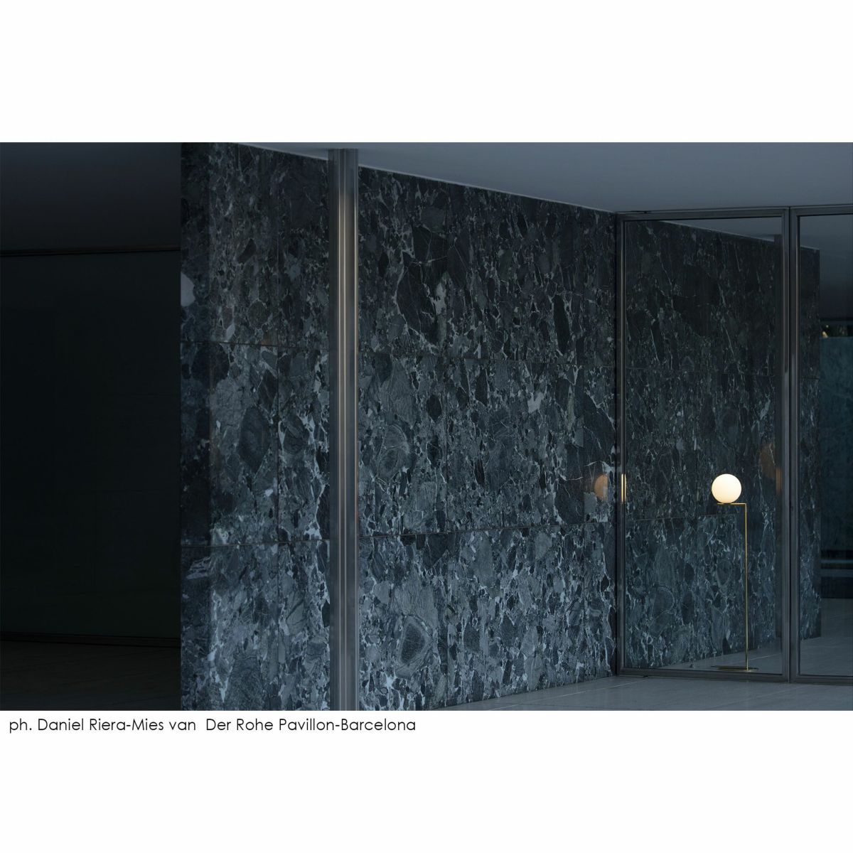 FLOS（フロス） / IC F1 10 ANNIVERSARY（アイシー 10 アニバーサリー） / フロアランプ