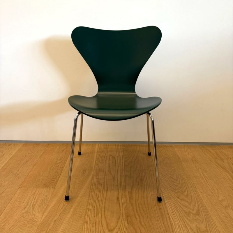 【ポイント20倍】【アウトレット】FRITZ HANSEN（フリッツ・ハンセン） / SERIES 7（セブンチェア） / エバーグリーン / ラッカー / クローム脚