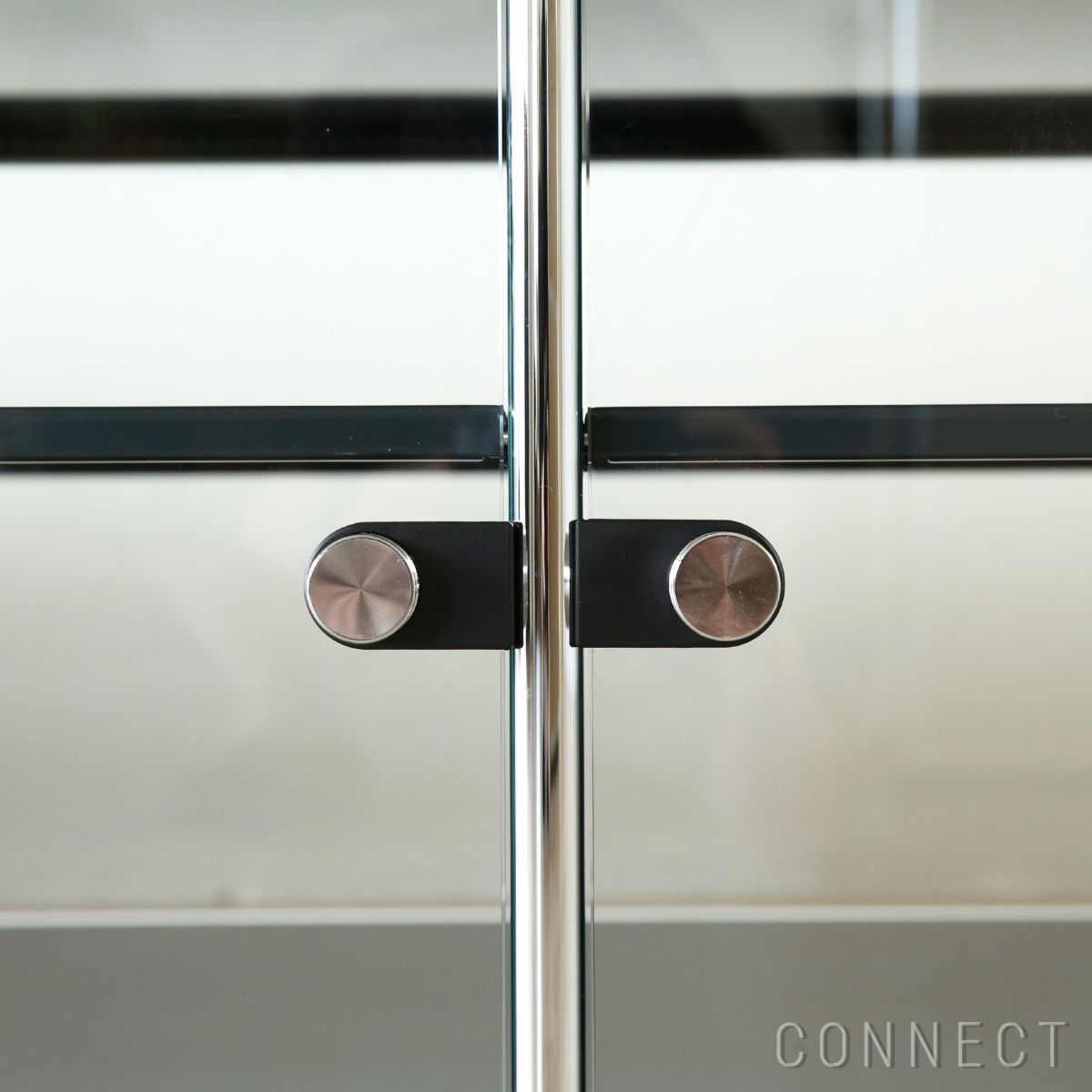 USMハラー（ユーエスエムハラー） / TV Board（テレビボード） / W3023×D523×H390mm / ドロップダウンドア×2 ガラスドア×2（ディバイダーシェルフ×2） / アントラサイト