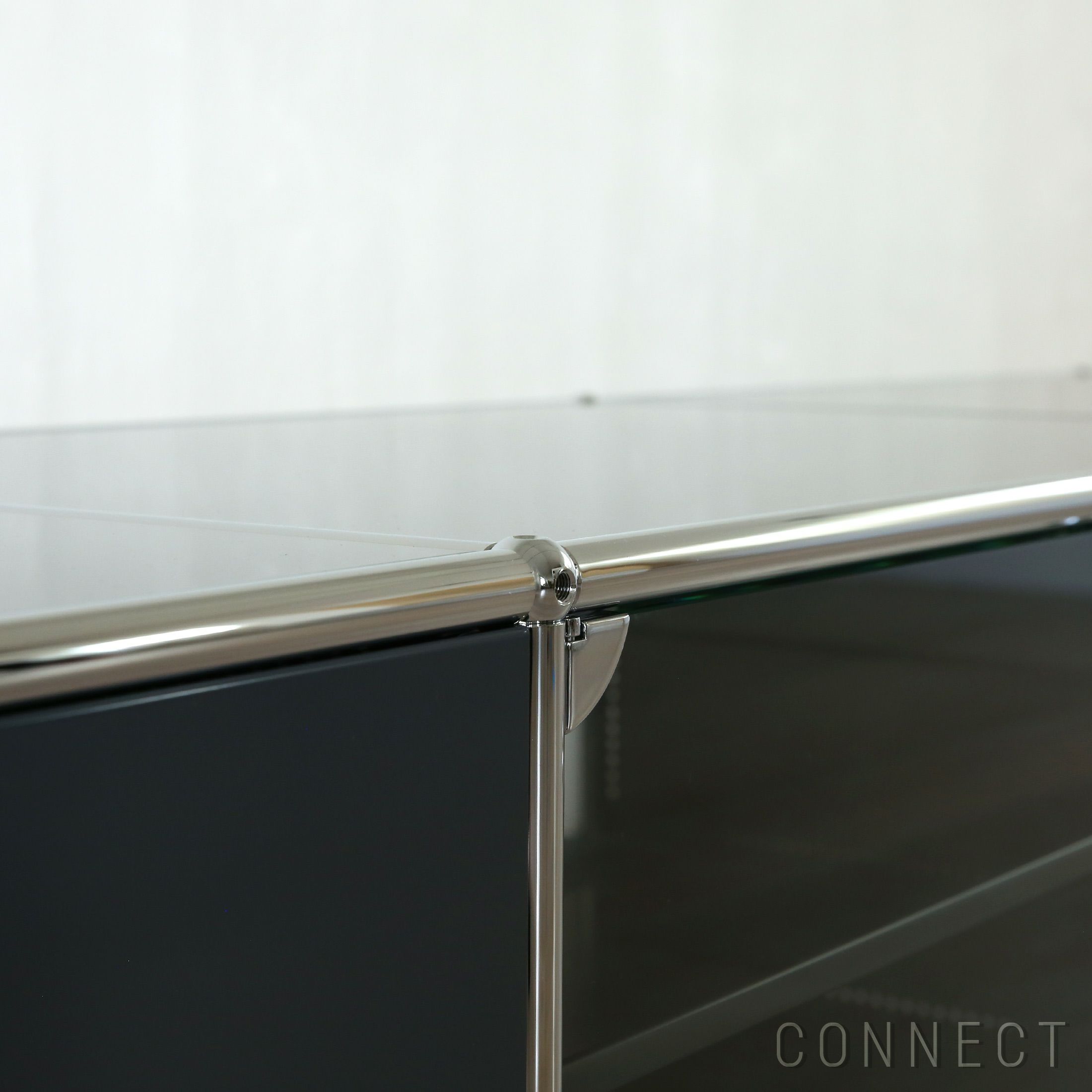 USMハラー（ユーエスエムハラー） / TV Board（テレビボード） / W3023×D523×H390mm / ドロップダウンドア×2 ガラスドア×2（ディバイダーシェルフ×2） / アントラサイト
