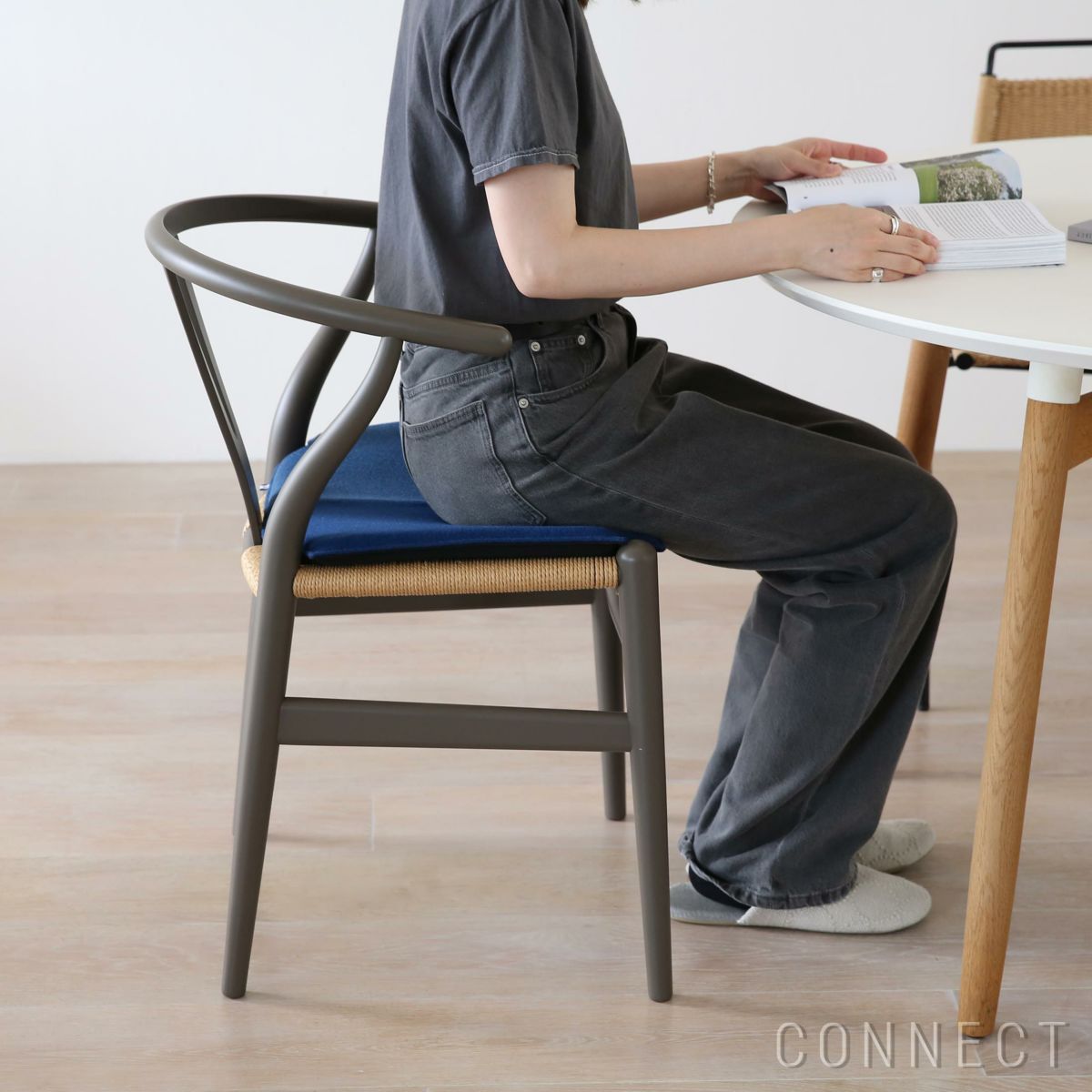 MELLEM（メレム） / Kvadrat / Yチェアシートクッション / Tonus（トナス） × Tonus Meadow（トナス ミドウ） / クッション