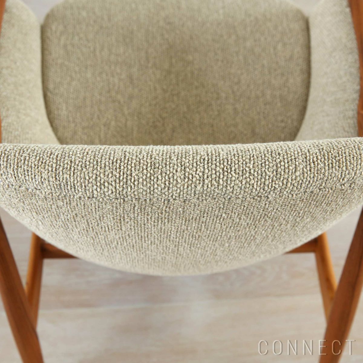 HOUSE OF FINN JUHL（ハウス・オブ・フィンユール） / 53 CHAIR W/ CUSHION / チーク材・オイル仕上げ / Moss 0020（モス） / ラウンジチェア