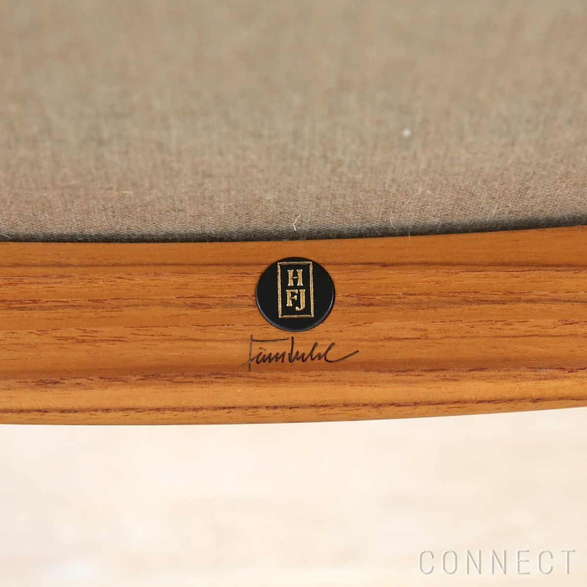 HOUSE OF FINN JUHL（ハウス・オブ・フィンユール） / 53 CHAIR W/ CUSHION / チーク材・オイル仕上げ / Moss 0020（モス） / ラウンジチェア