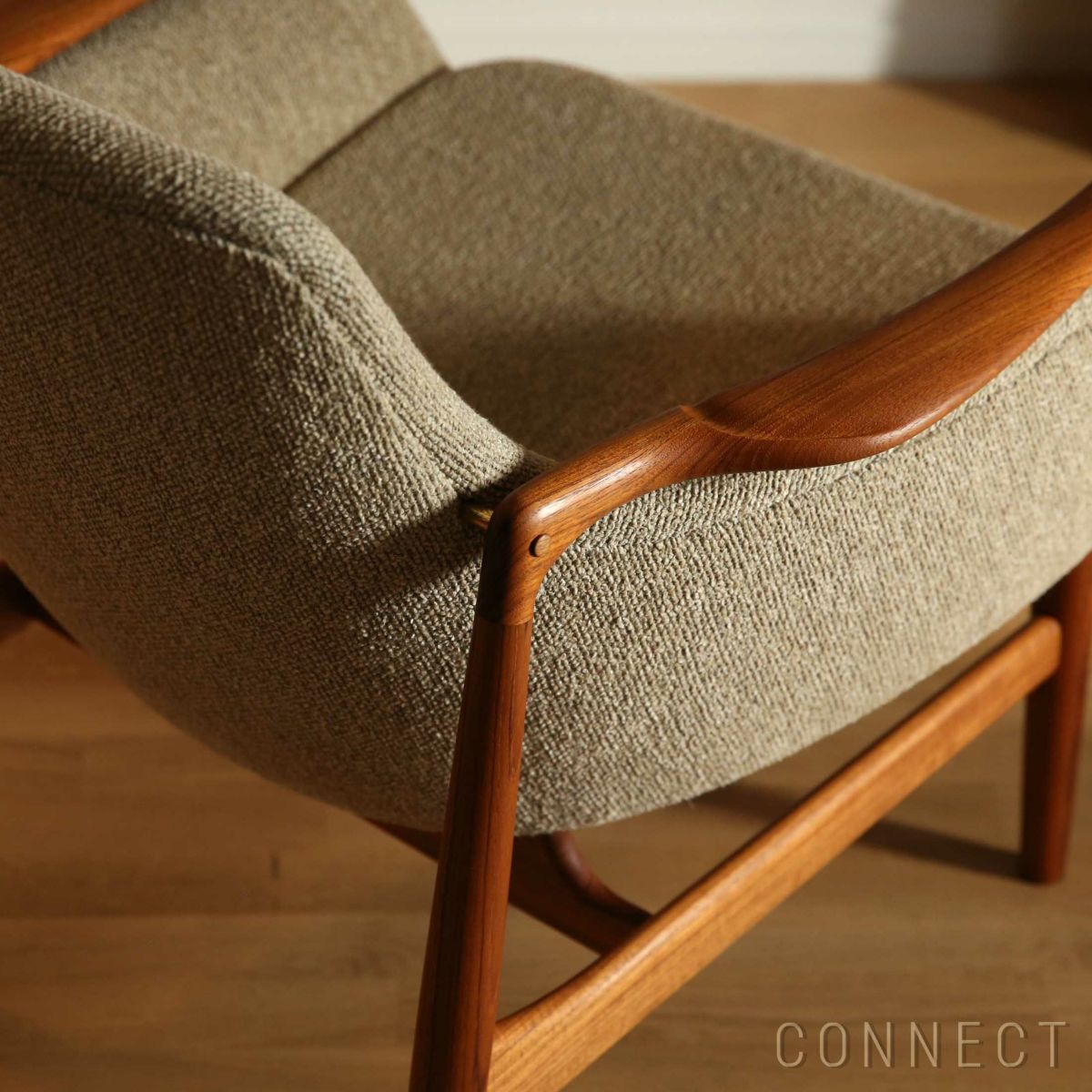 HOUSE OF FINN JUHL（ハウス・オブ・フィンユール） / 53 CHAIR W/ CUSHION / チーク材・オイル仕上げ / Moss 0020（モス） / ラウンジチェア