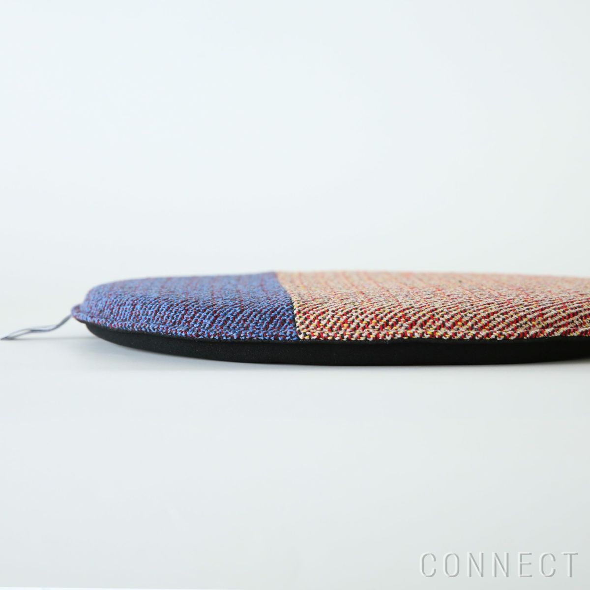 MELLEM（メレム） / Kvadrat/Raf Simons（クヴァドラ/ラフ・シモンズ） / 丸型シートクッション / Noise（ノイズ） アソート / 全5色 / クッション