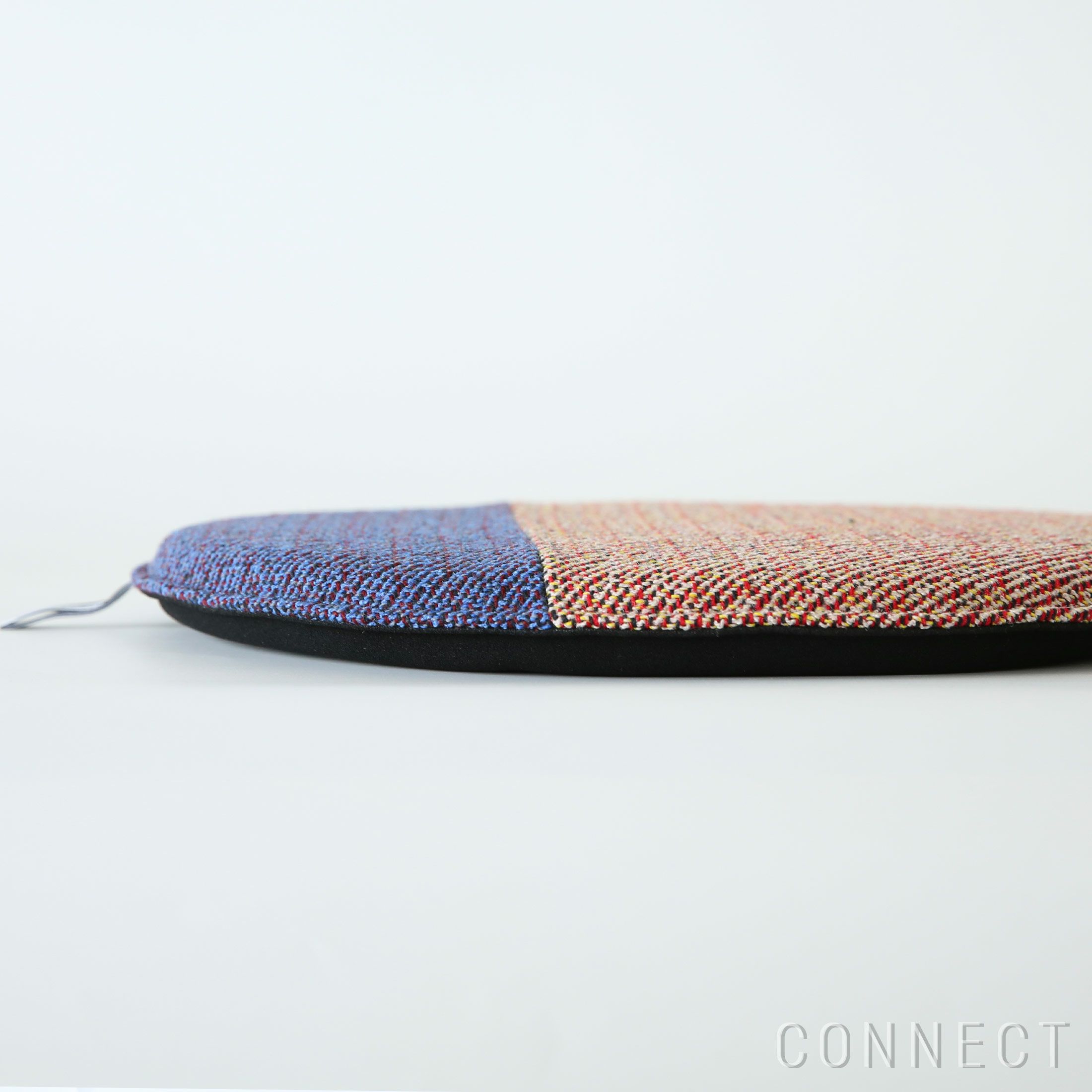 MELLEM（メレム） / Kvadrat/Raf Simons（クヴァドラ/ラフ・シモンズ） / 丸型シートクッション / Noise（ノイズ） アソート / 全5色 / クッション