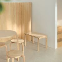 Artek（アルテック） ＋ Marimekko（マリメッコ） / STOOL 60 Seireeni（スツール60 セイレーニ） / バーチ材 / ナチュラルラッカー 《90周年 Anniversary editions》