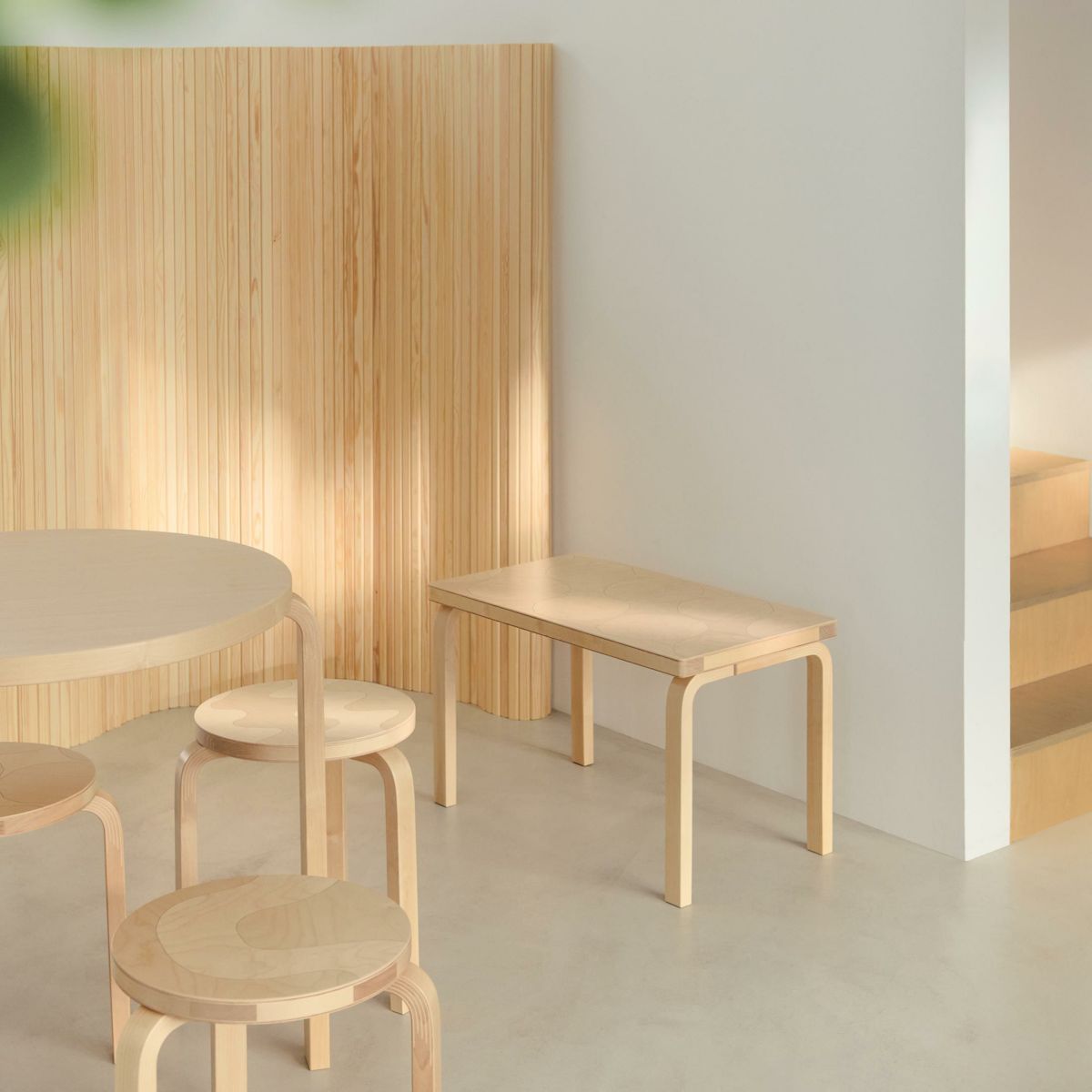 Artek（アルテック） ＋ Marimekko（マリメッコ） / STOOL 60 Seireeni（スツール60 セイレーニ） / バーチ材 / ナチュラルラッカー 《90周年 Anniversary editions》