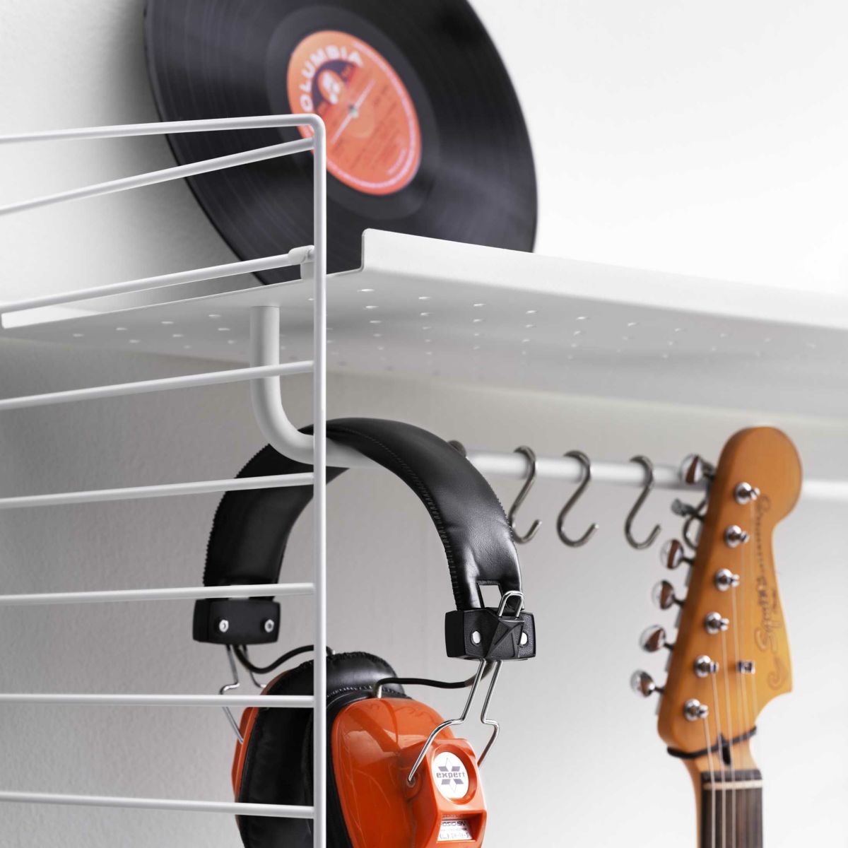 String Furniture（ストリング ファニチャー） / String System（ストリング システム） / メタルシェルフ用レール（ホワイト） / ラージ W72cm / アクセサリーパーツ