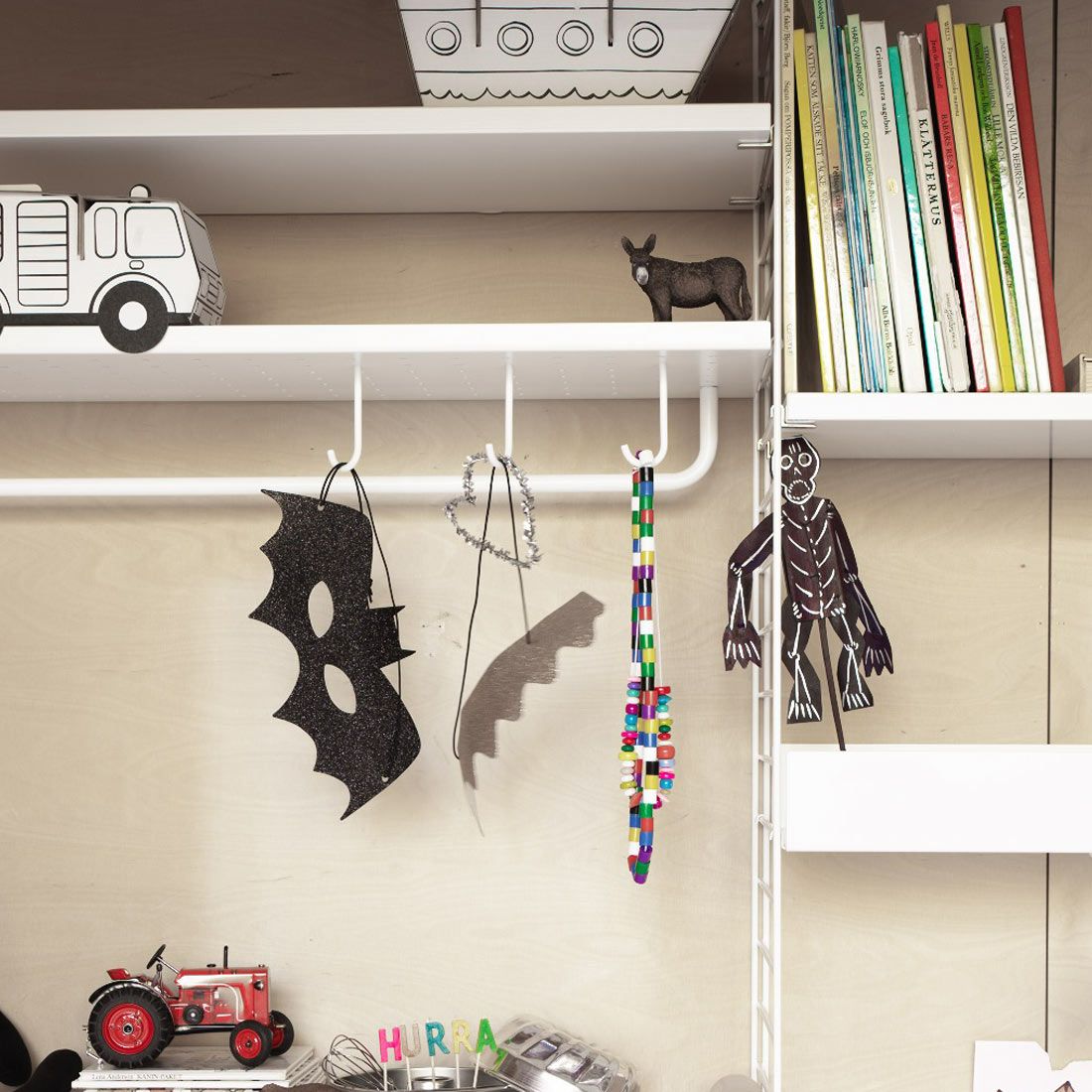 String Furniture（ストリング ファニチャー） / String System（ストリング システム） / メタルシェルフ用レール（ホワイト） / ラージ W72cm / アクセサリーパーツ