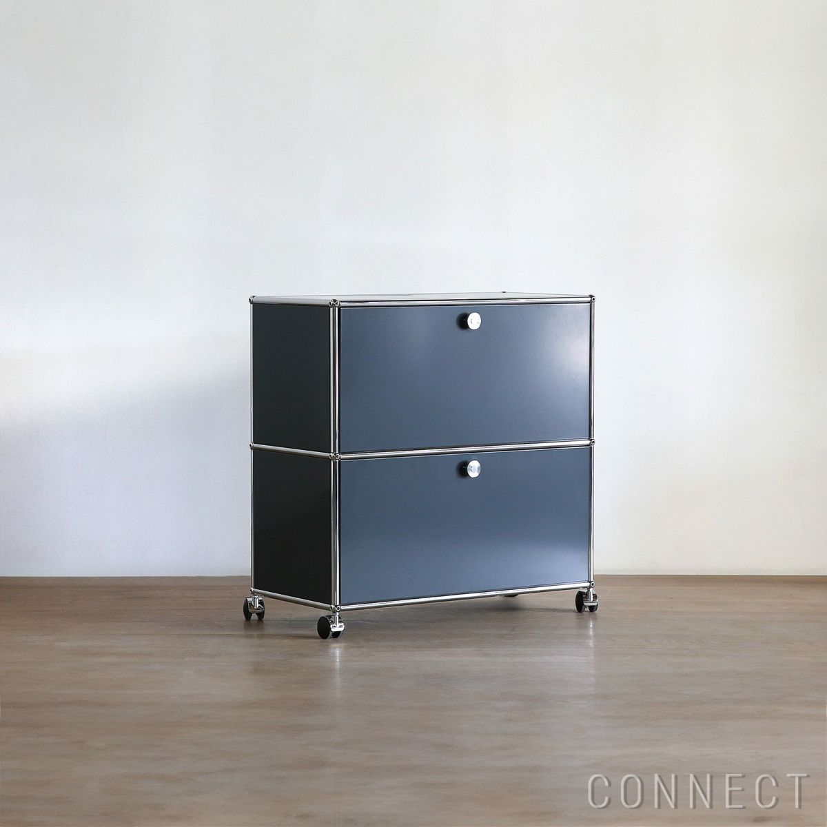 USMハラー（ユーエスエムハラー） / Lowboard（ローボード） / W773×D373×H780mm / ドロップダウンドア×2 ソフトキャスター×4（ロック機能なし×2 / ロック機能付き×2） / アントラサイト