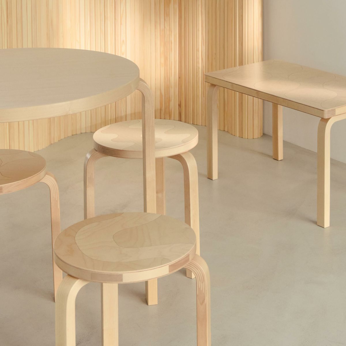 Artek（アルテック） ＋ Marimekko（マリメッコ） / STOOL 60 Lokki（スツール60 ロッキ） / バーチ材 / ナチュラルラッカー 《90周年 Anniversary editions》