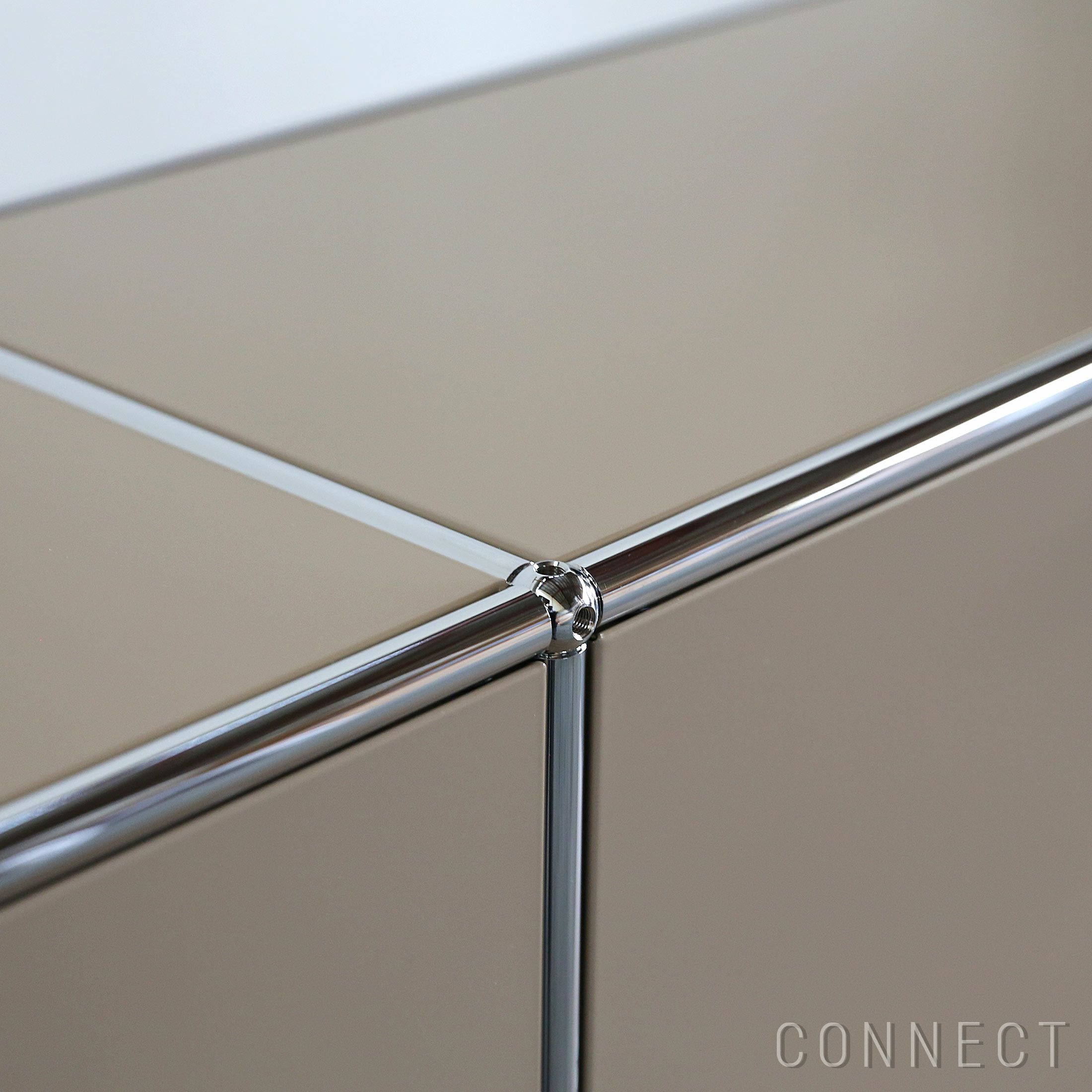 USMハラー（ユーエスエムハラー） / Cabinet（キャビネット） / W1523×D373×H1090mm / ドロップダウンドア×4 エクステンションシェルフ×2 ケーブルカットアウト（コンセント穴×1） / USMベージュ