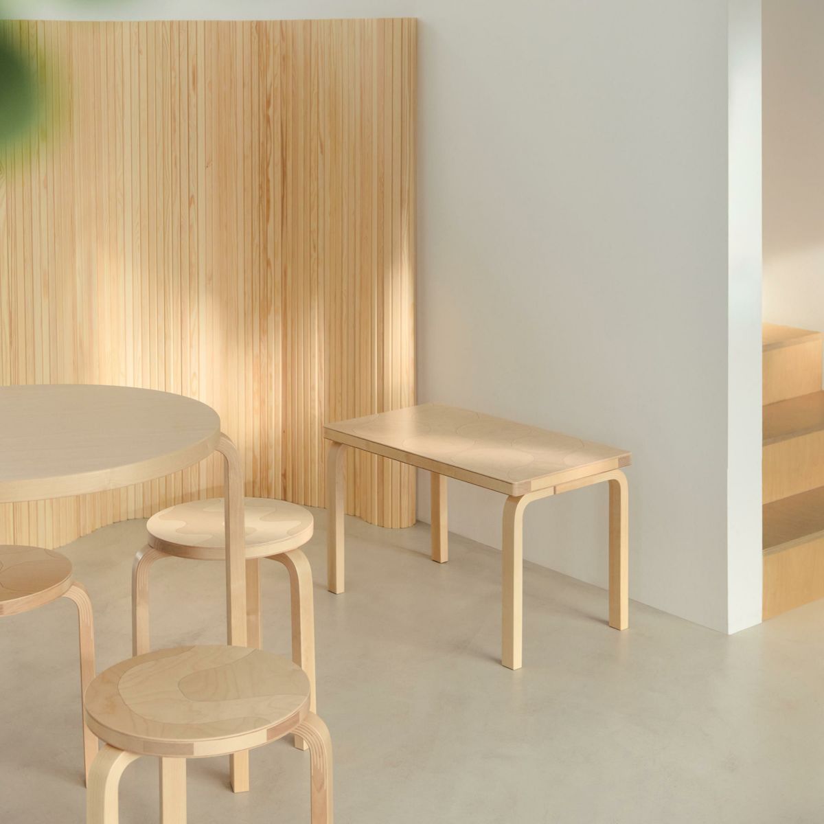 Artek（アルテック） ＋ Marimekko（マリメッコ） / BENCH 153B Kivet（ベンチ 153B キヴェット） / バーチ材 / ナチュラルラッカー 《90周年 Anniversary editions》