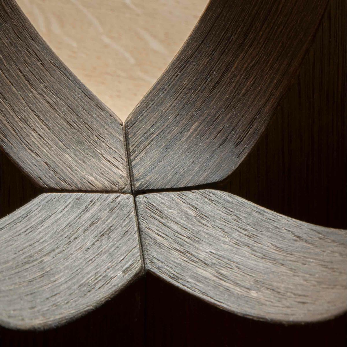 Audo Copenhagen（オドー・コペンハーゲン） / Androgyne Dining Table（アンドロジーン ダイニングテーブル） / Φ120