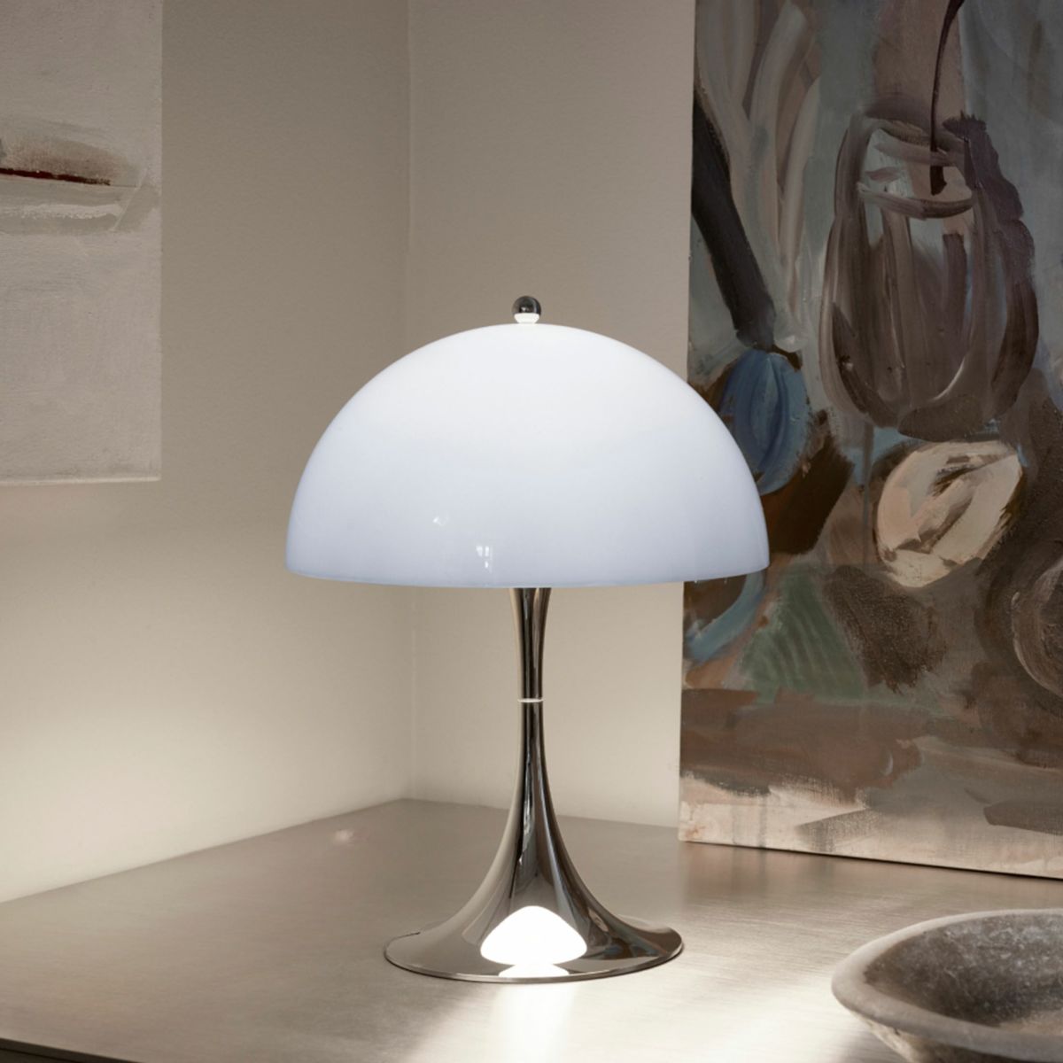 Louis Poulsen（ルイスポールセン） / Panthella 250 Portable（パンテラ 250 ポータブル） / オパール×クローム / 全2色 / テーブルランプ