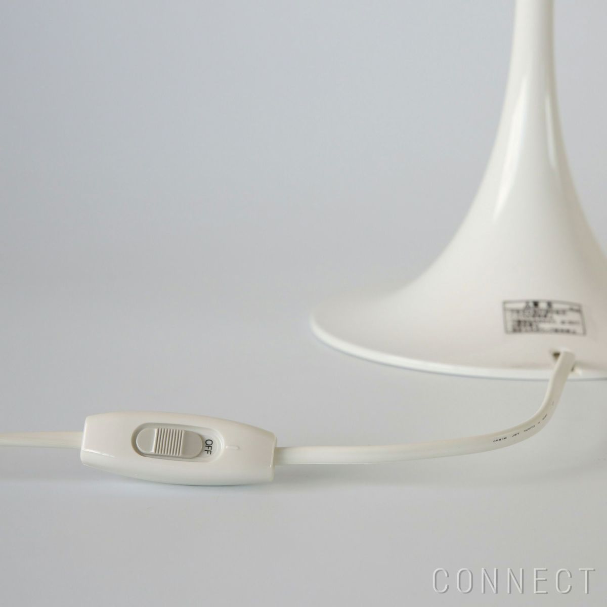 Louis Poulsen（ルイスポールセン） / Panthella 320 Table Lamp（パンテラ 320 テーブルランプ） / 全2色 / テーブルランプ