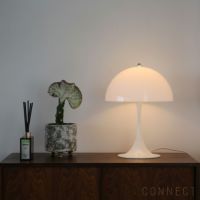 Louis Poulsen（ルイスポールセン） / Panthella 320 Table Lamp（パンテラ 320 テーブルランプ） / 全2色 / テーブルランプ