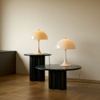 Louis Poulsen（ルイスポールセン） / Panthella 320 Table Lamp（パンテラ 320 テーブルランプ） / 全2色 / テーブルランプ