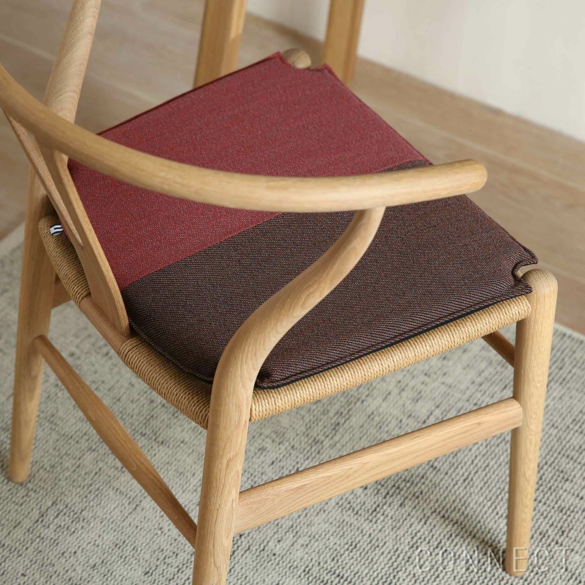 MELLEM（メレム） / Kvadrat/Raf Simons（クヴァドラ/ラフ・シモンズ） / Yチェアシートクッション / Sirocco（シロッコ） アソート / 全3色 / クッション