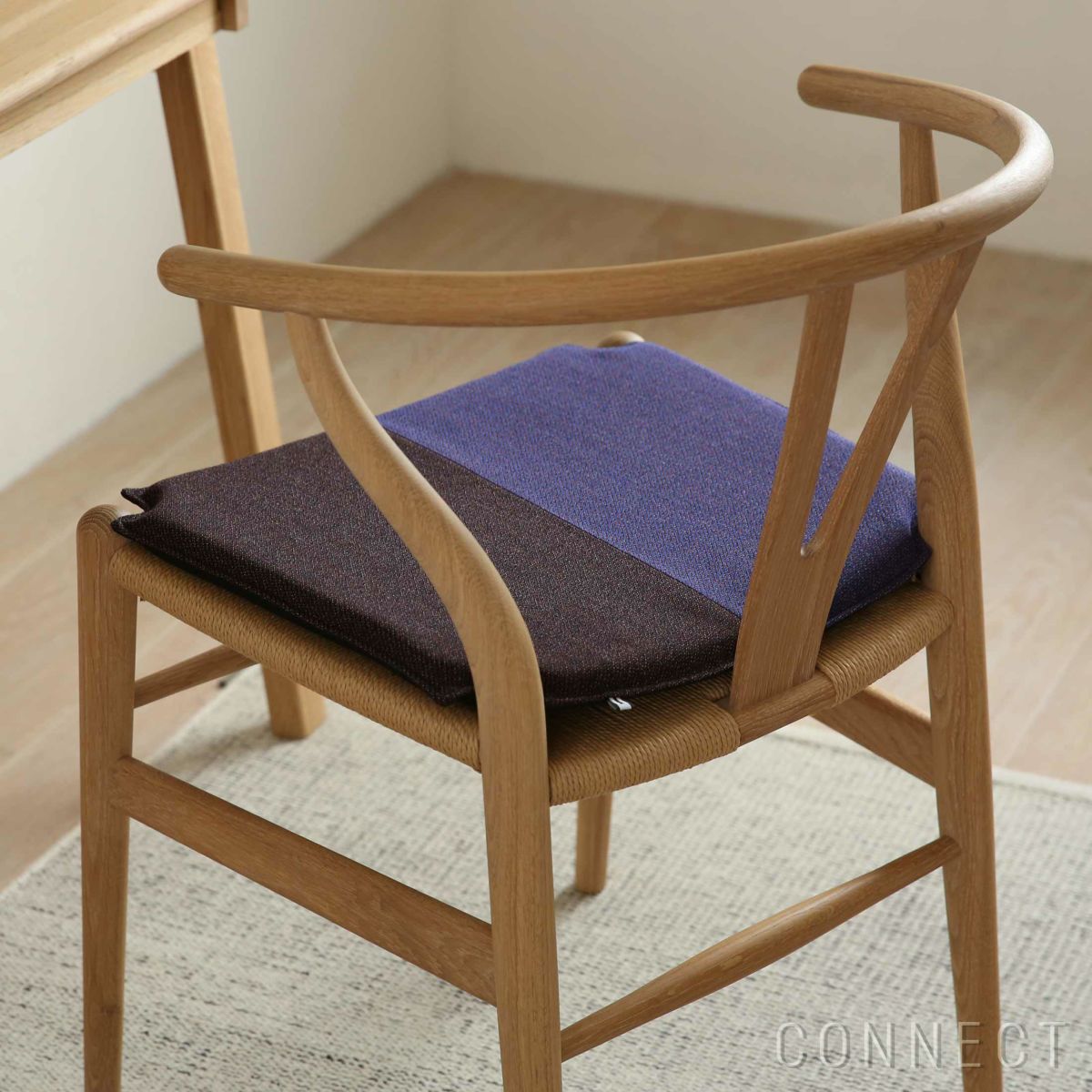 MELLEM（メレム） / Kvadrat/Raf Simons（クヴァドラ/ラフ・シモンズ） / Yチェアシートクッション / Sirocco（シロッコ） アソート / 全3色 / クッション