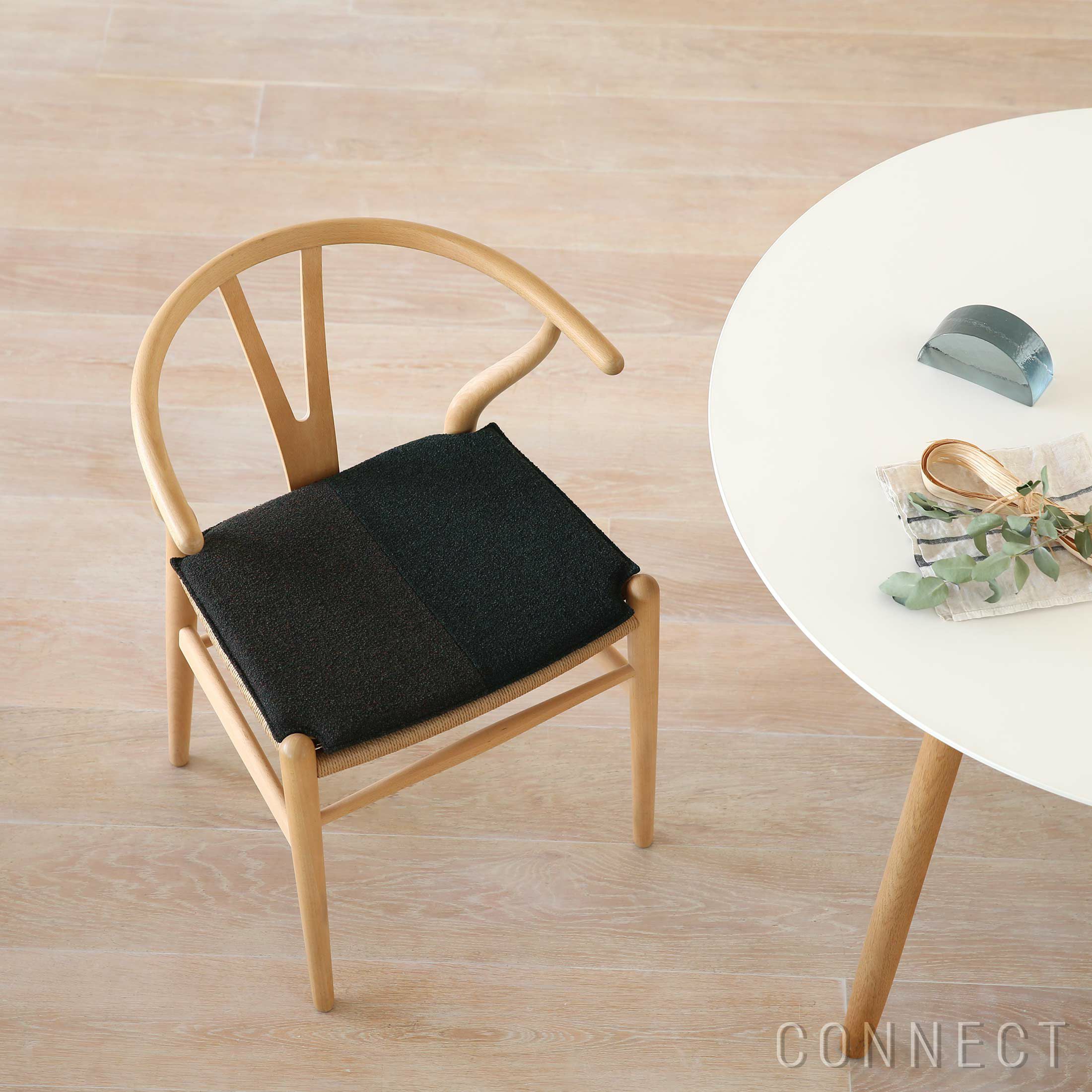 MELLEM（メレム） / Kvadrat（クヴァドラ） / Yチェアシートクッション / Outback（アウトバック） アソート / 全7色 / クッション