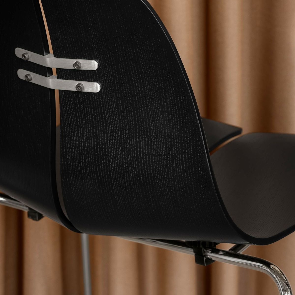 FRITZ HANSEN / PK3（ピーケー3） / ブラック / スチールベース（クローム仕上げ） / チェア