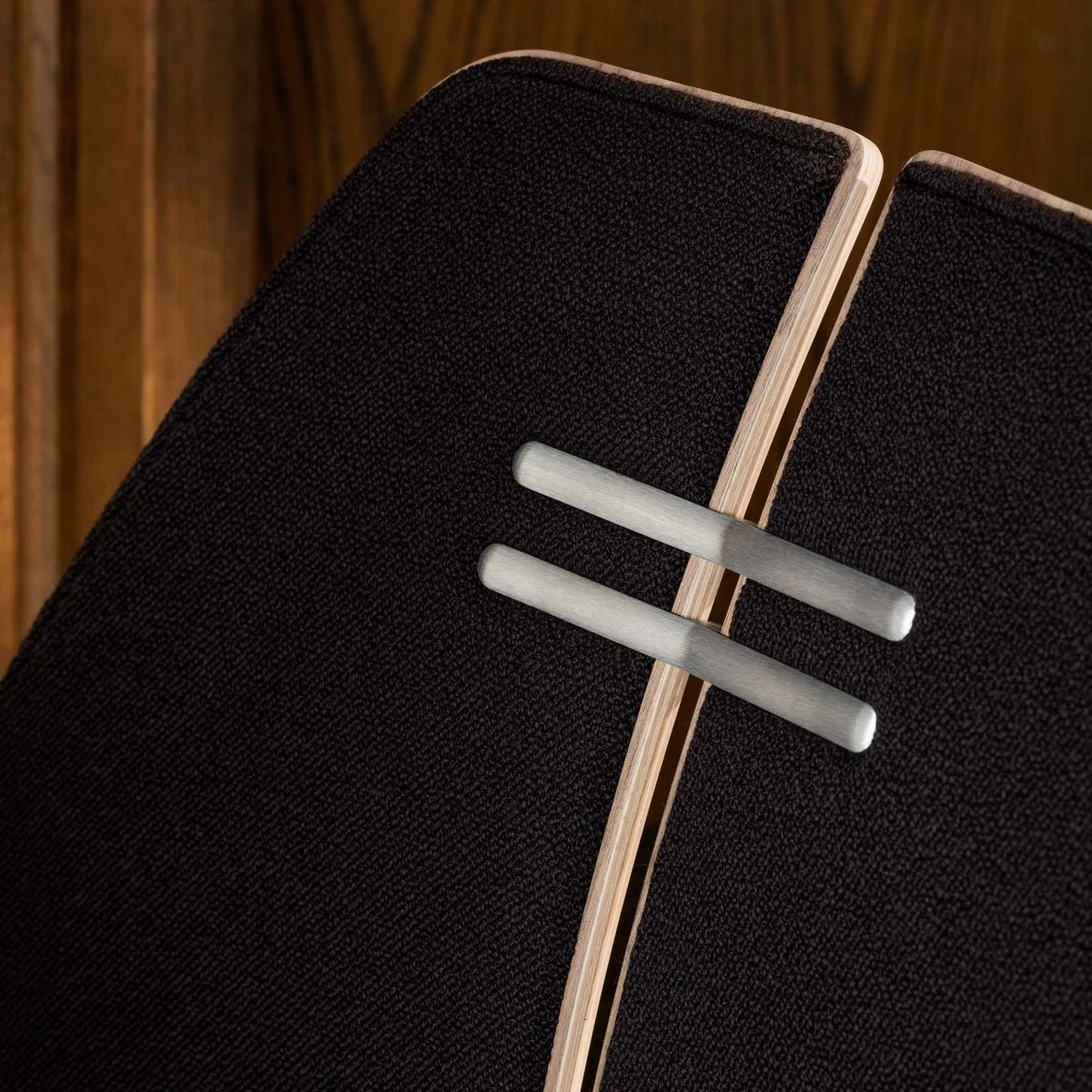 FRITZ HANSEN（フリッツ・ハンセン） / PK23（ピーケー23） / フロントパディング / ウォルナット / Vidar  0386（ヴィダー） / ラウンジチェア