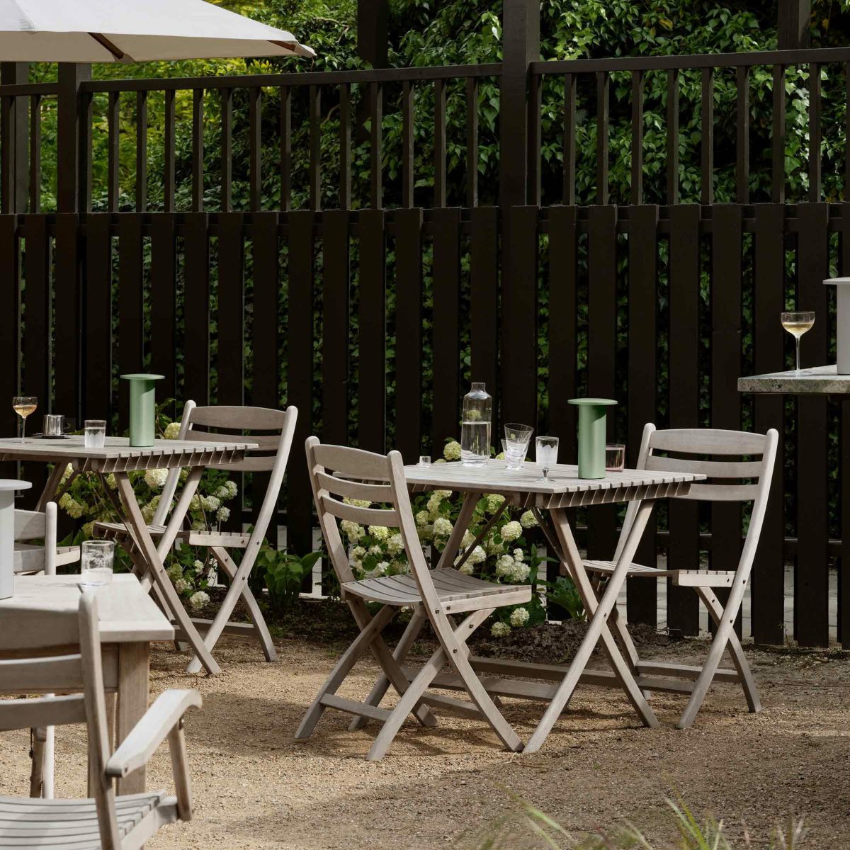 FRITZ HANSEN（フリッツ・ハンセン） / SOLAE（ソラエ） / ライトグリーン（アルマイト仕上げ） / テーブルランプ