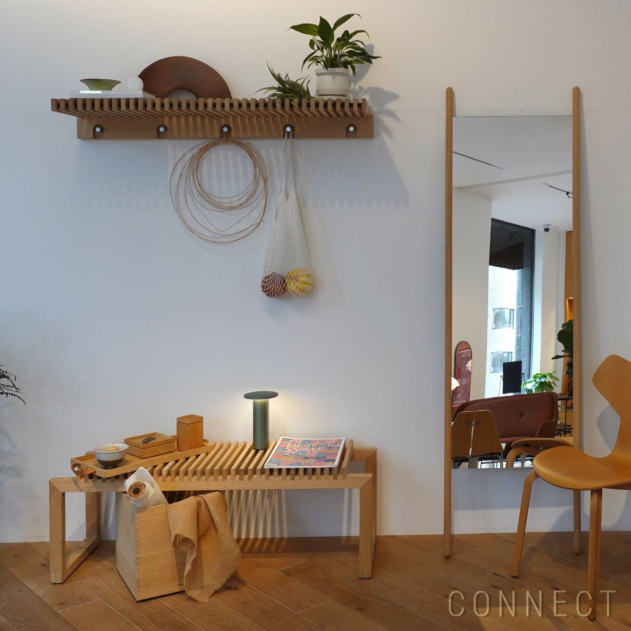 FRITZ HANSEN（フリッツ・ハンセン） / SOLAE（ソラエ） / ライトグリーン（アルマイト仕上げ） / テーブルランプ