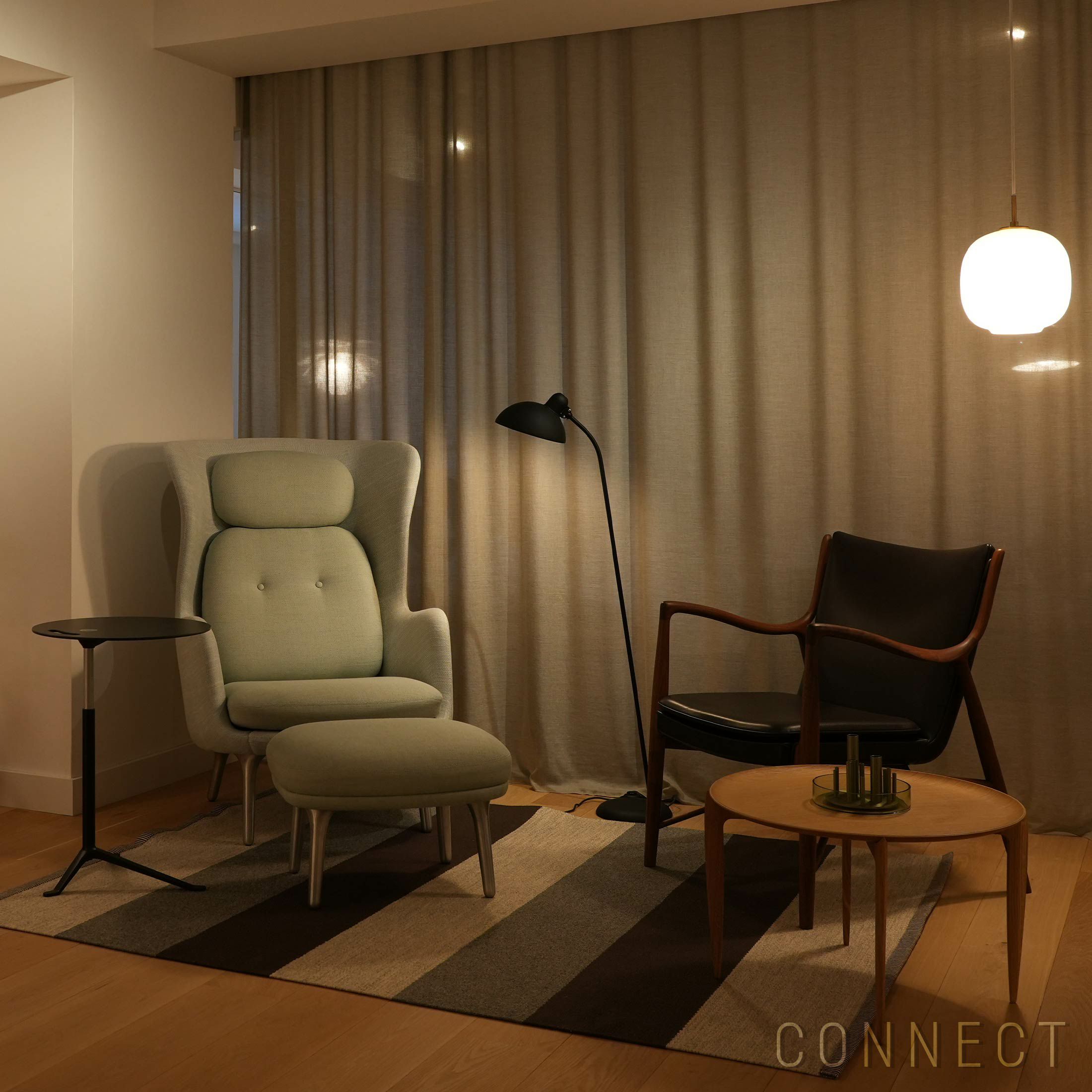 FRITZ HANSEN（フリッツ・ハンセン） / RO（ロオチェア） / サテン仕上げアルミ製ベース / Sunniva 132 ミントグリーン× Sunniva 723 ホワイト・ライトブルー / ラウンジチェア