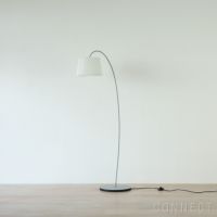 LE KLINT（レ・クリント） / 320M SNOWDROP（スノードロップ） / グレー / フロアランプ