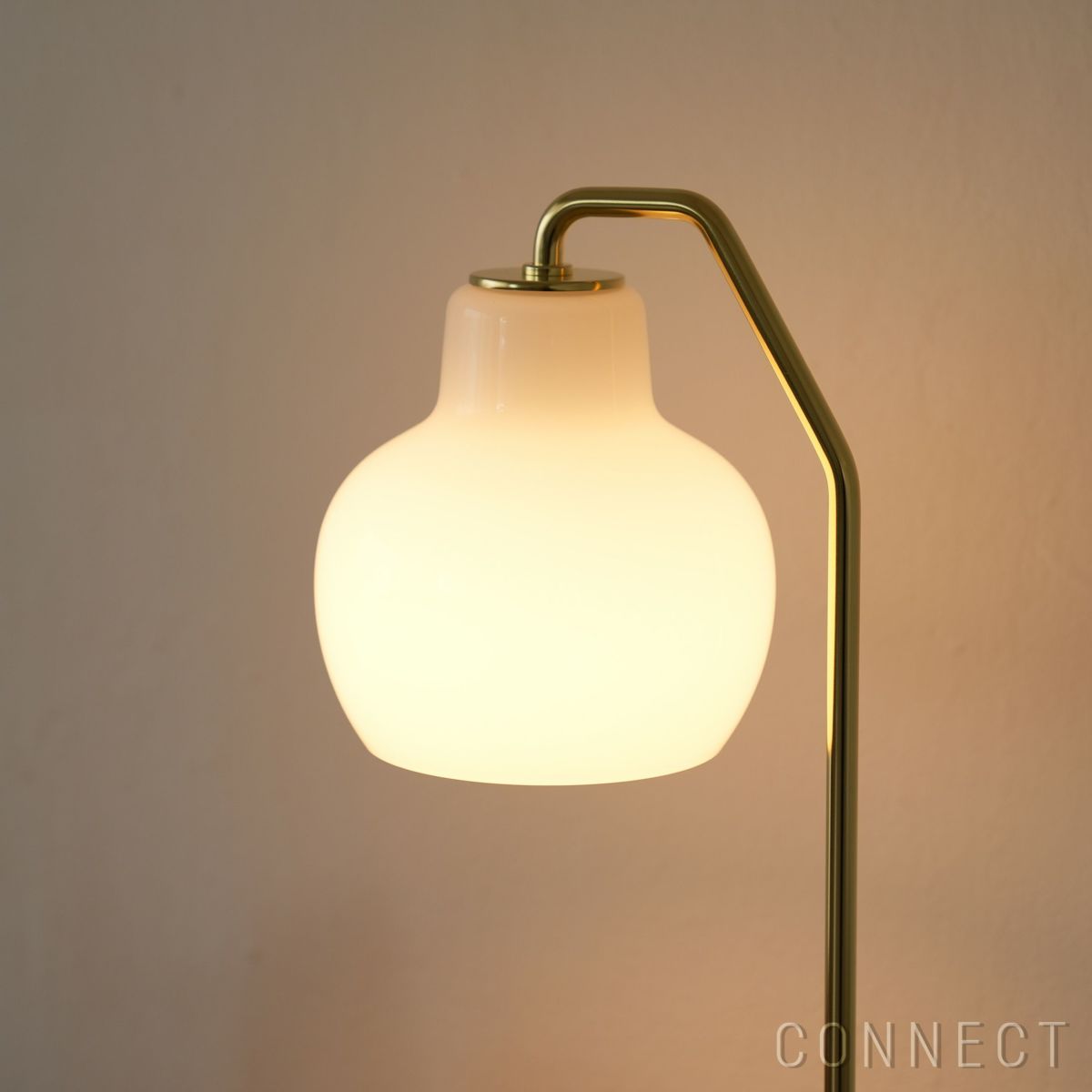 Louis Poulsen（ルイスポールセン） / VL Ring Crown Table Lamp（VL リングクラウン） / テーブルランプ