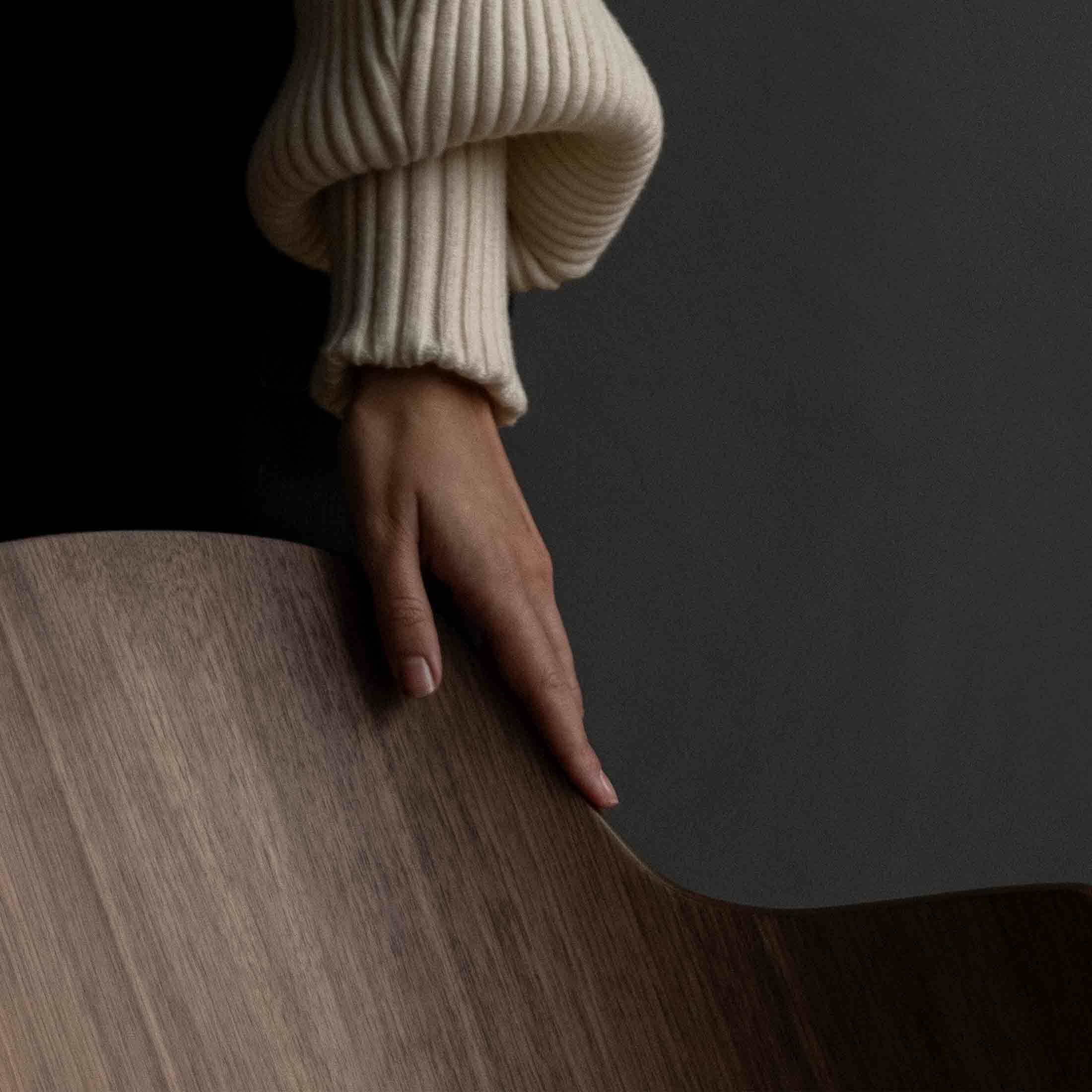 Audo Copenhagen（オドー・コペンハーゲン） / The Penguin Rocking Chair（ペンギンロッキングチェア） / Walnut / Dakar 0329 (Brown)