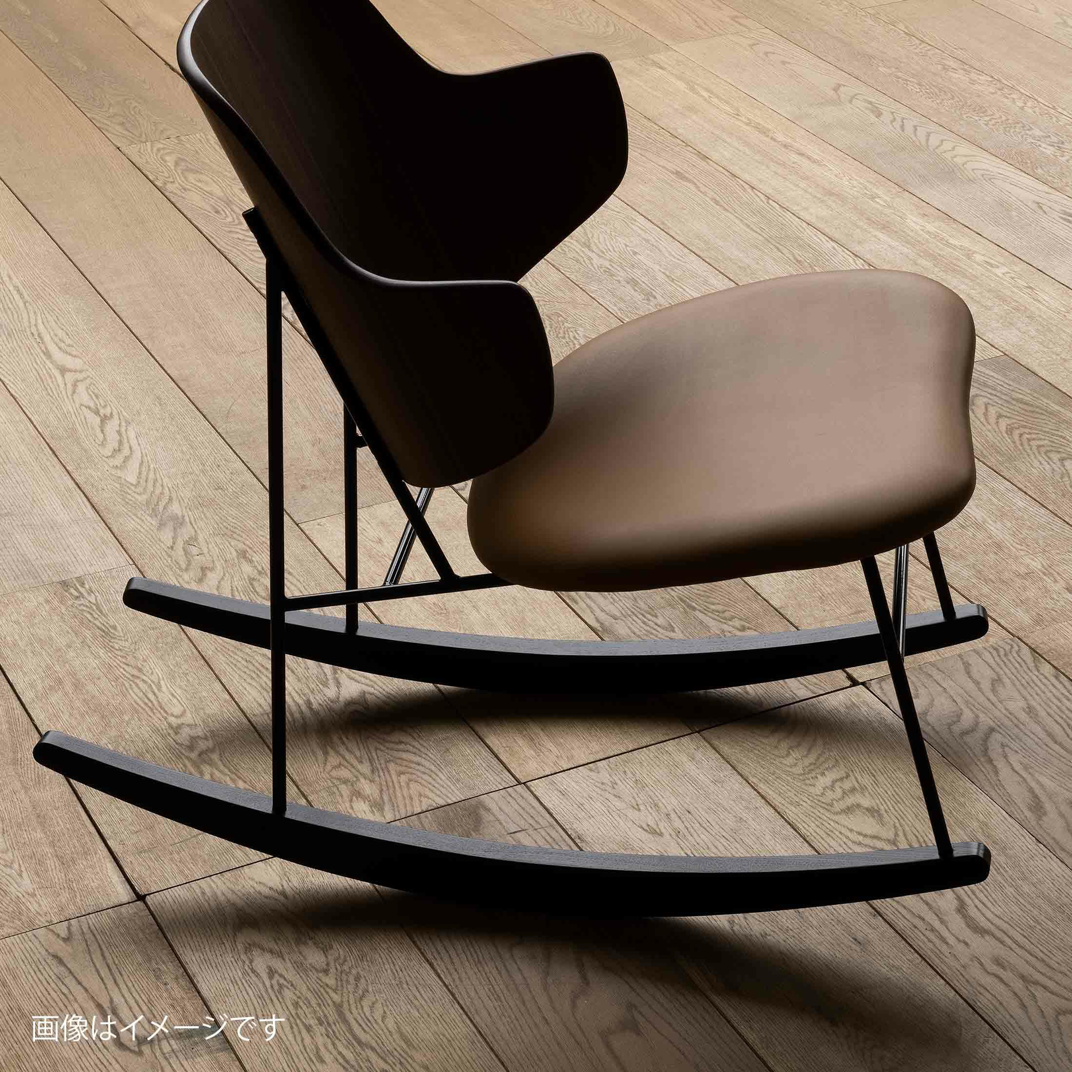 Audo Copenhagen（オドー・コペンハーゲン） / The Penguin Rocking Chair（ペンギンロッキングチェア） / Walnut / Dakar 0329 (Brown)