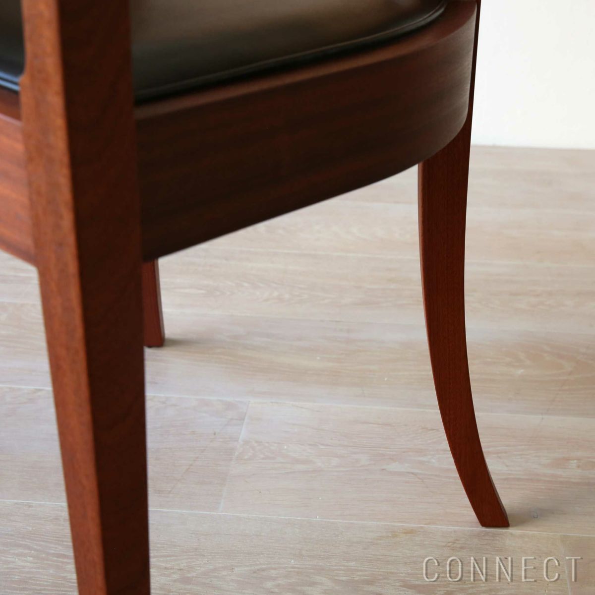 CARL HANSEN & SON （カール・ハンセン＆サン） / KK96620 THE FAABORG CHAIR（フォーボーチェア） / マホガニー材・オイル仕上げ / Goat leather（山羊革）Black