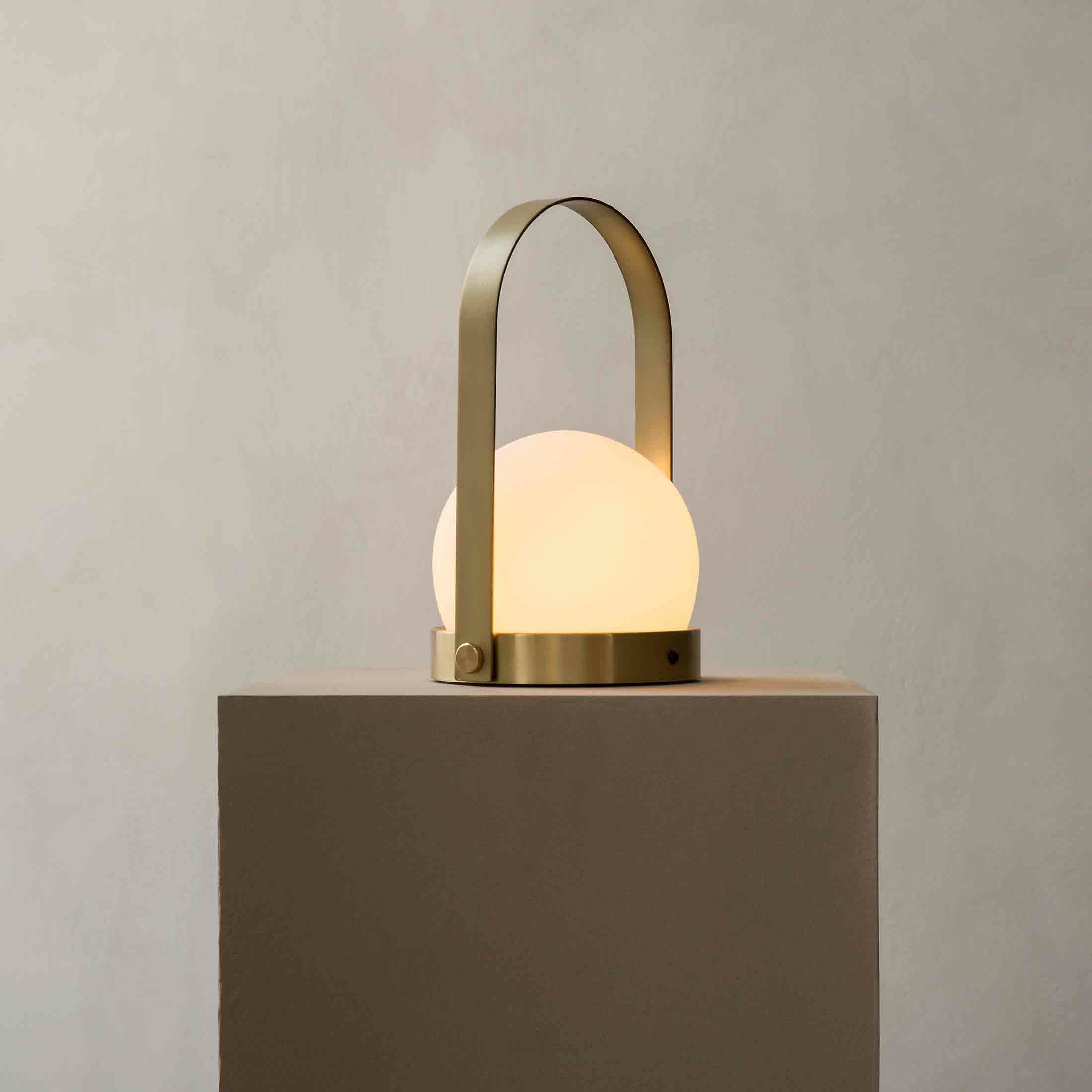 Audo Copenhagen（オドー・コペンハーゲン） / CARRIE PORTABLE LAMP （キャリー ポータブル ランプ） / Brushed Brass