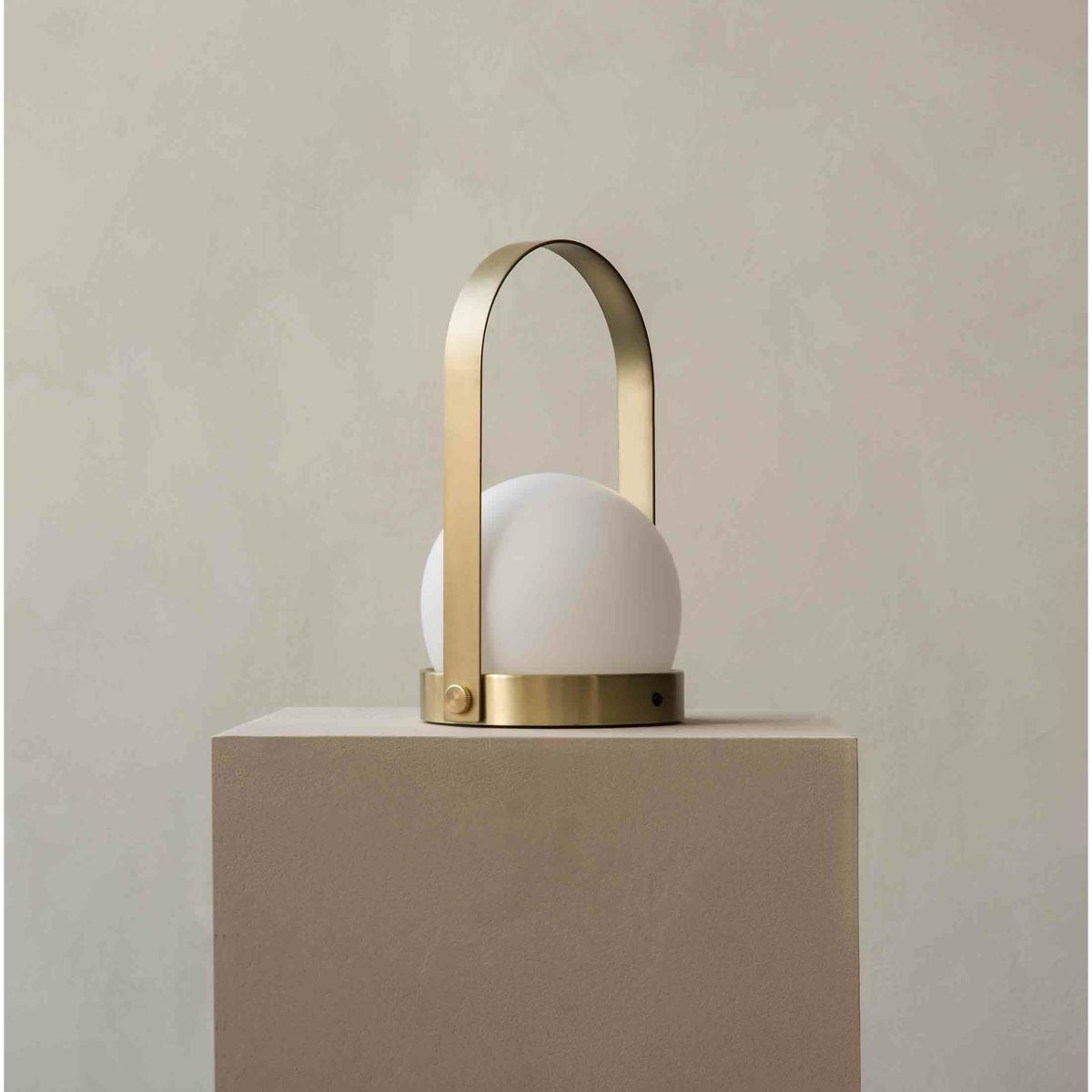 Audo Copenhagen（オドー・コペンハーゲン） / CARRIE PORTABLE LAMP （キャリー ポータブル ランプ） / Brushed Brass