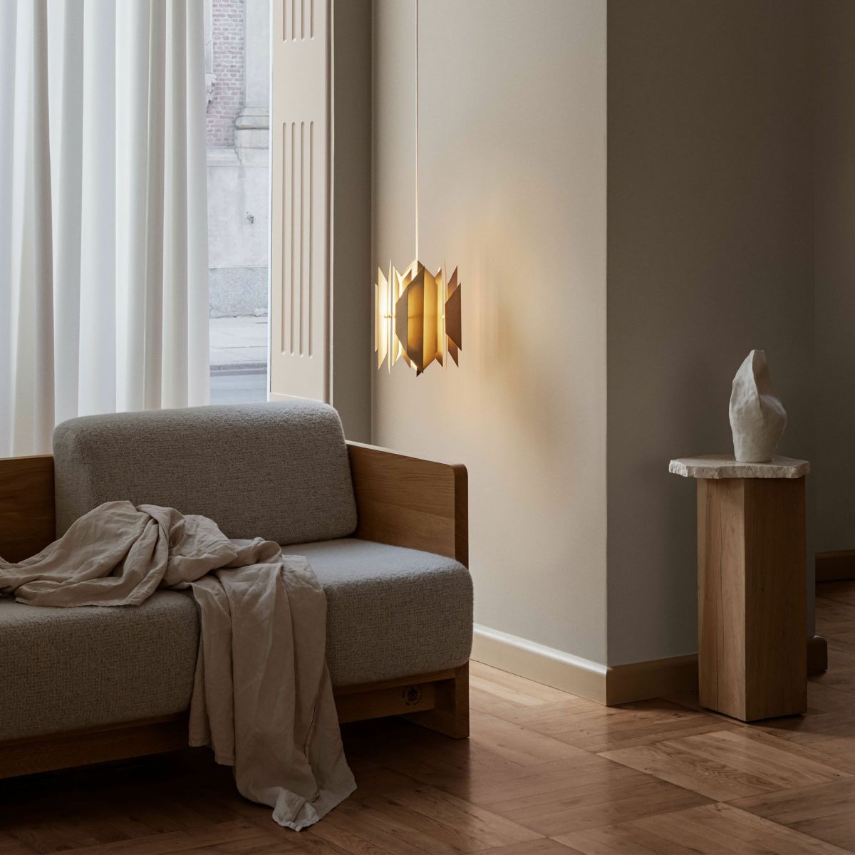 LYFA（リーファ） / DIVAN 2 245 BRASS（ディヴァン 2） / Φ245 / ペンダントライト【要電気工事】《LED電球プレゼント》