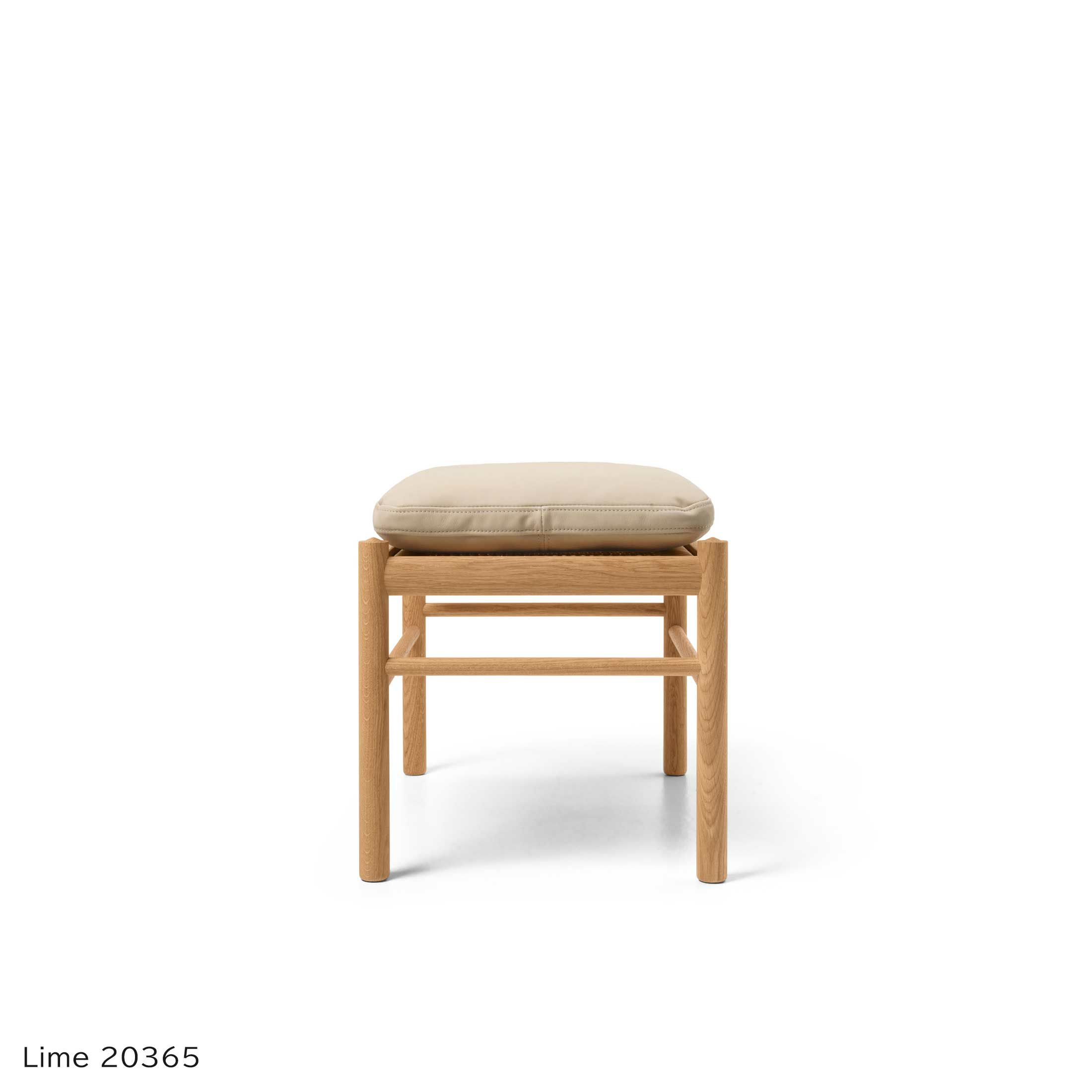 CARL HANSEN & SON （カール・ハンセン＆サン） / OW149F COLONIAL FOOTSTOOL（コロニアルフットスツール） / オーク材・オイル仕上げ / ソーレンセンレザー TERRA
