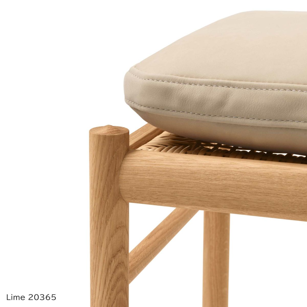 CARL HANSEN & SON （カール・ハンセン＆サン） / OW149F COLONIAL FOOTSTOOL（コロニアルフットスツール） / オーク材・オイル仕上げ / ソーレンセンレザー TERRA